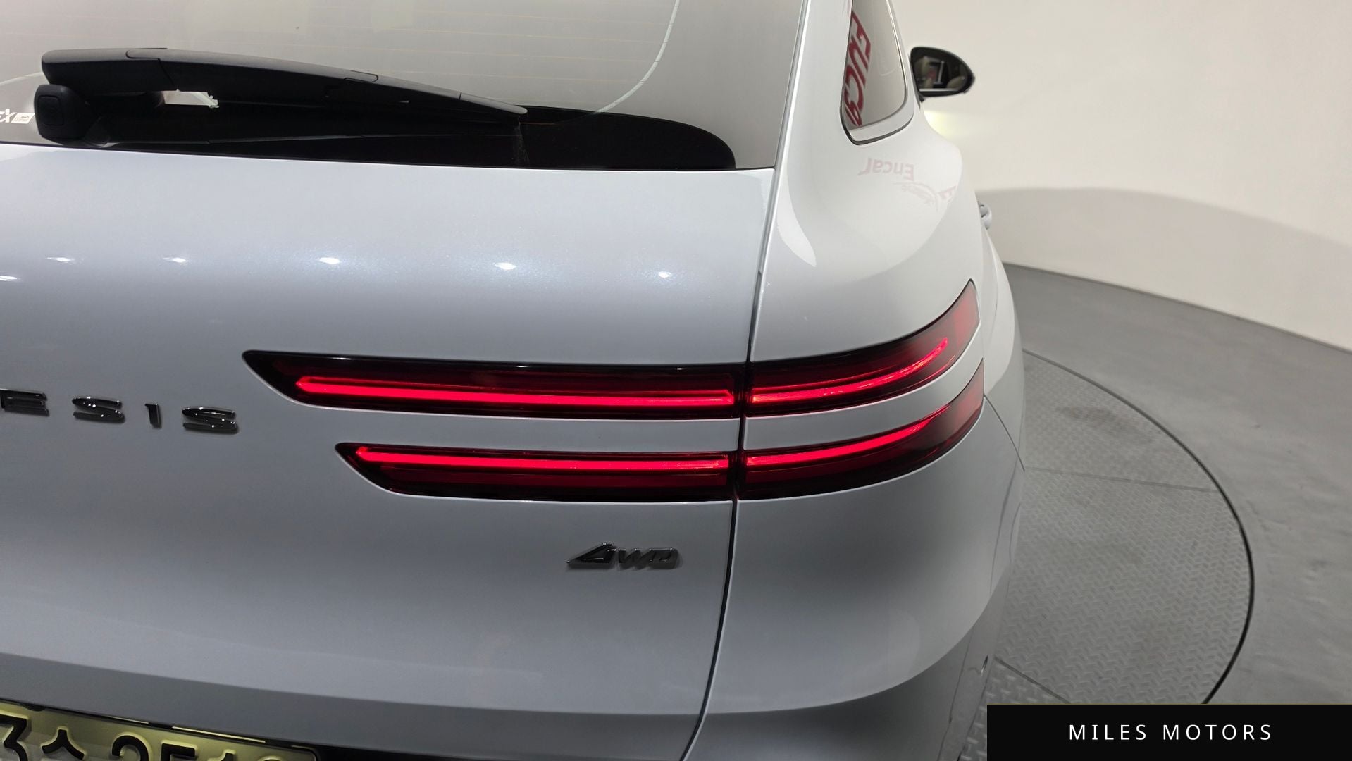 Genesis GV70 2023 — миниатюра 9