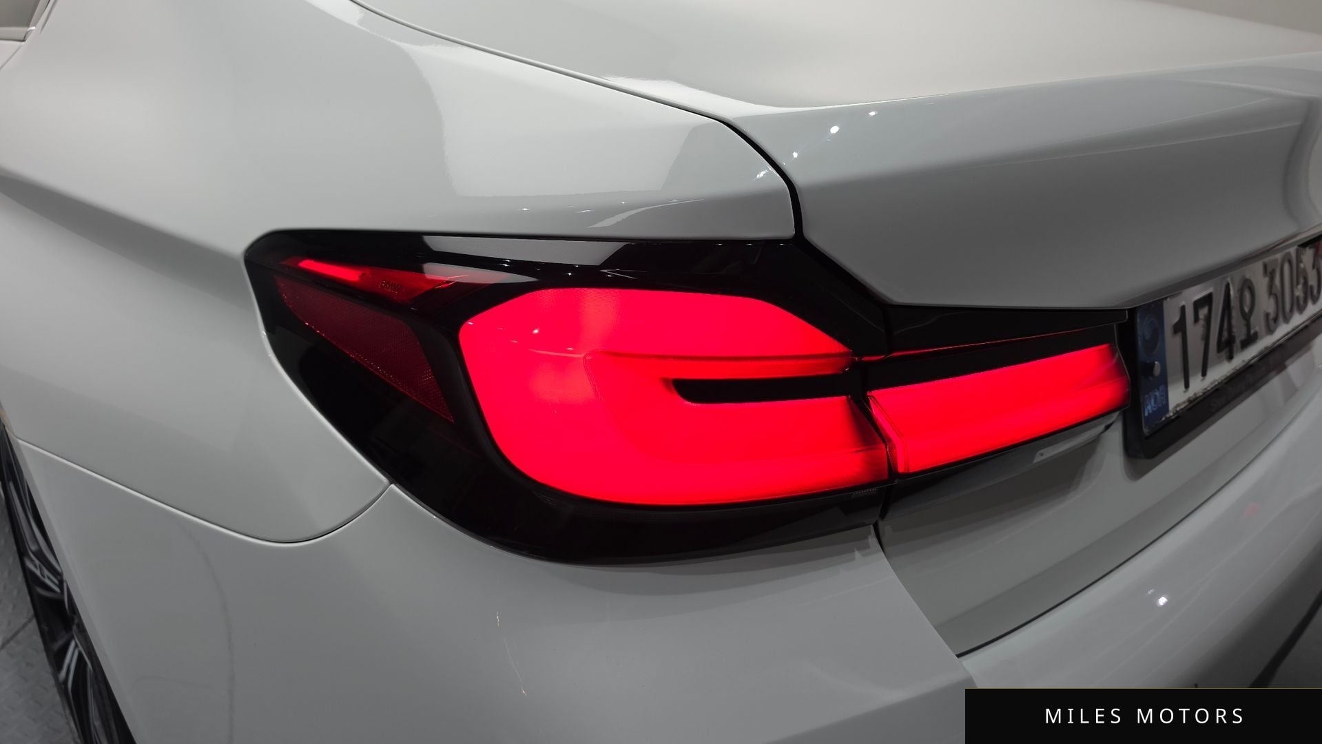 BMW 5 Series (G30) 2021 — миниатюра 9