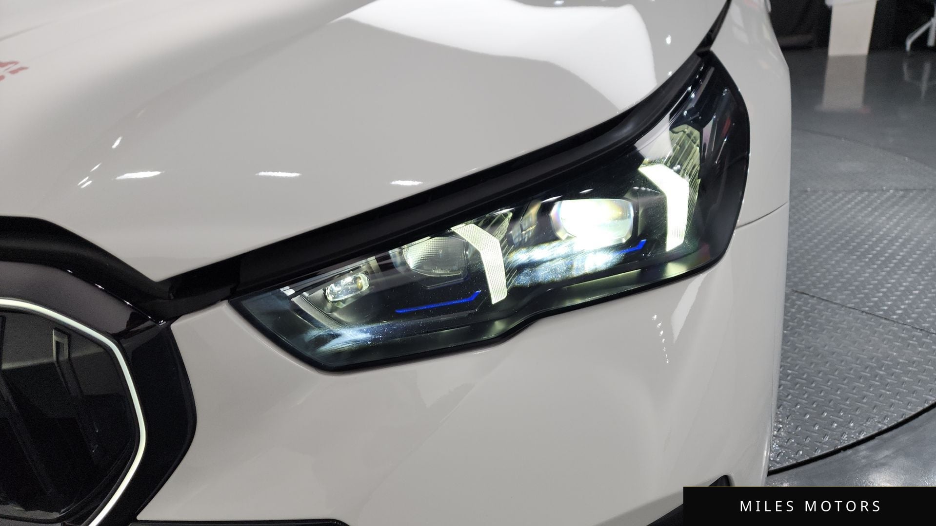 BMW 5 Series (G60) 2024 — миниатюра 8