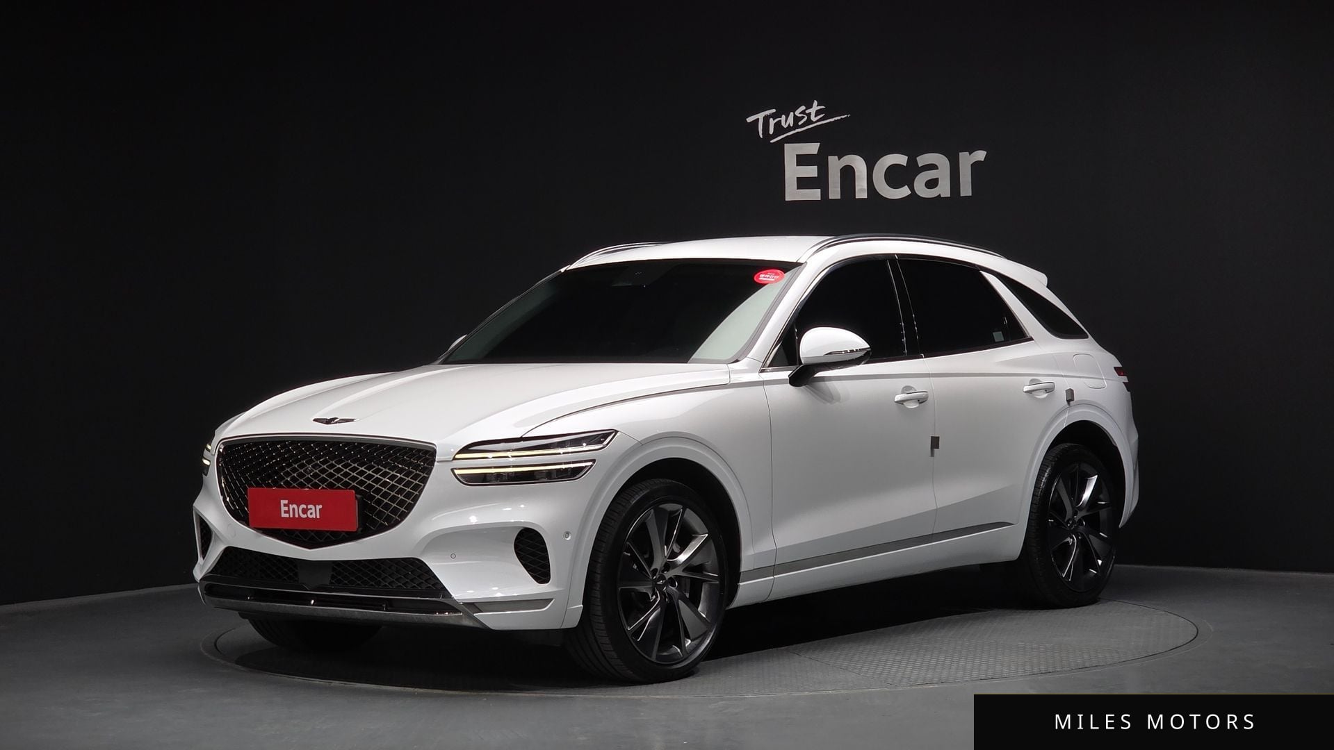 Genesis GV70 2021 — фото 1 из 12