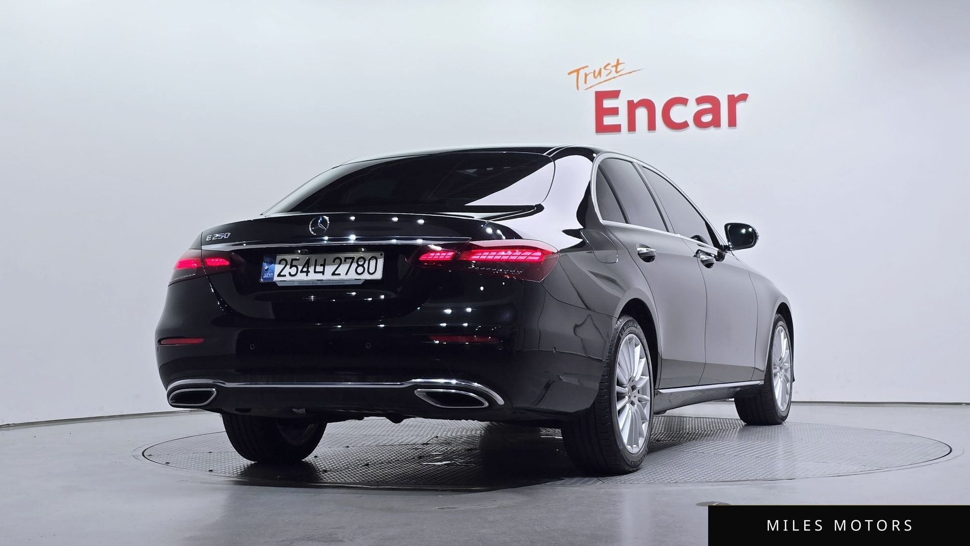 Mercedes-Benz E-Class W213 2021 — миниатюра 2