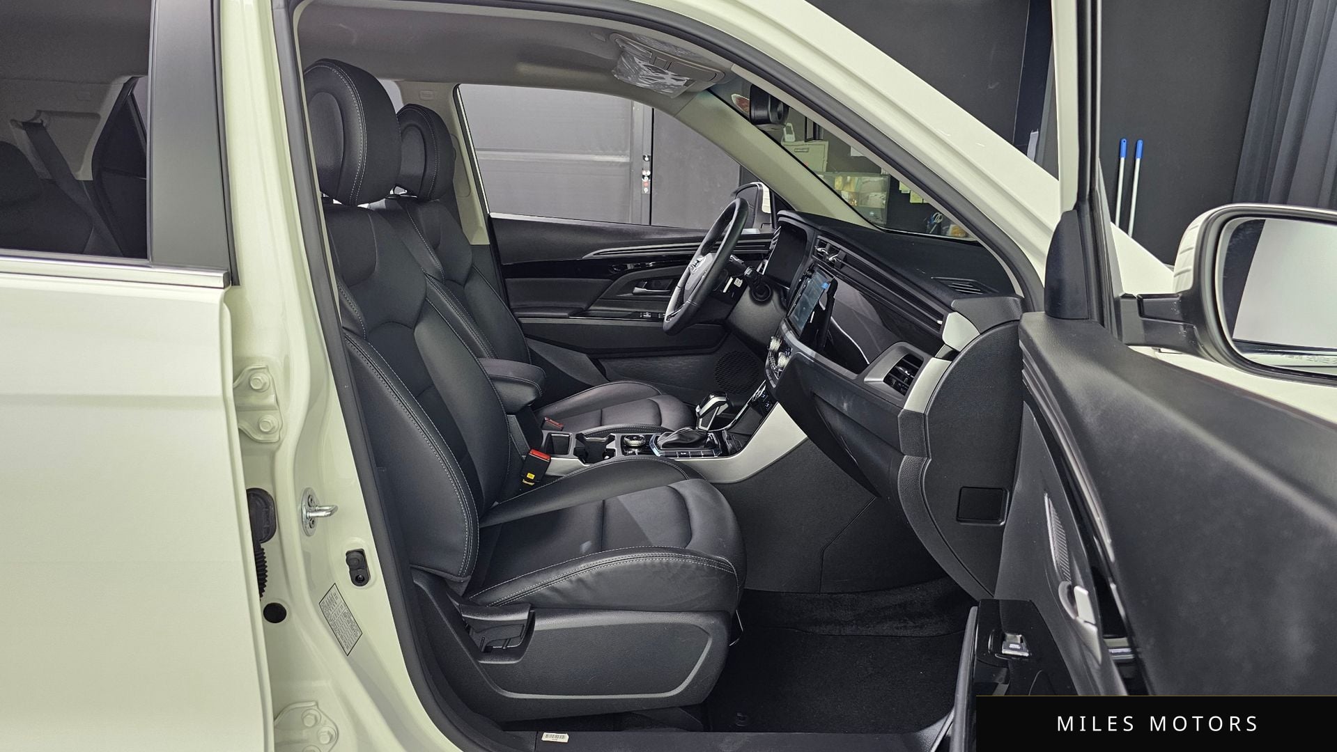 KG Mobility Beautiful Korando 2024 — миниатюра 12