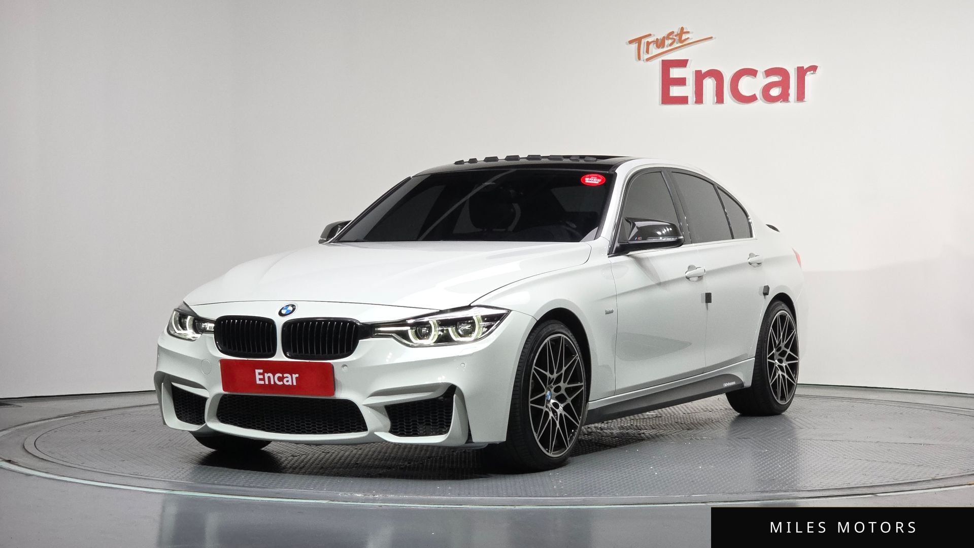 BMW 3 Series (F30) 2018 — фото 1 из 12