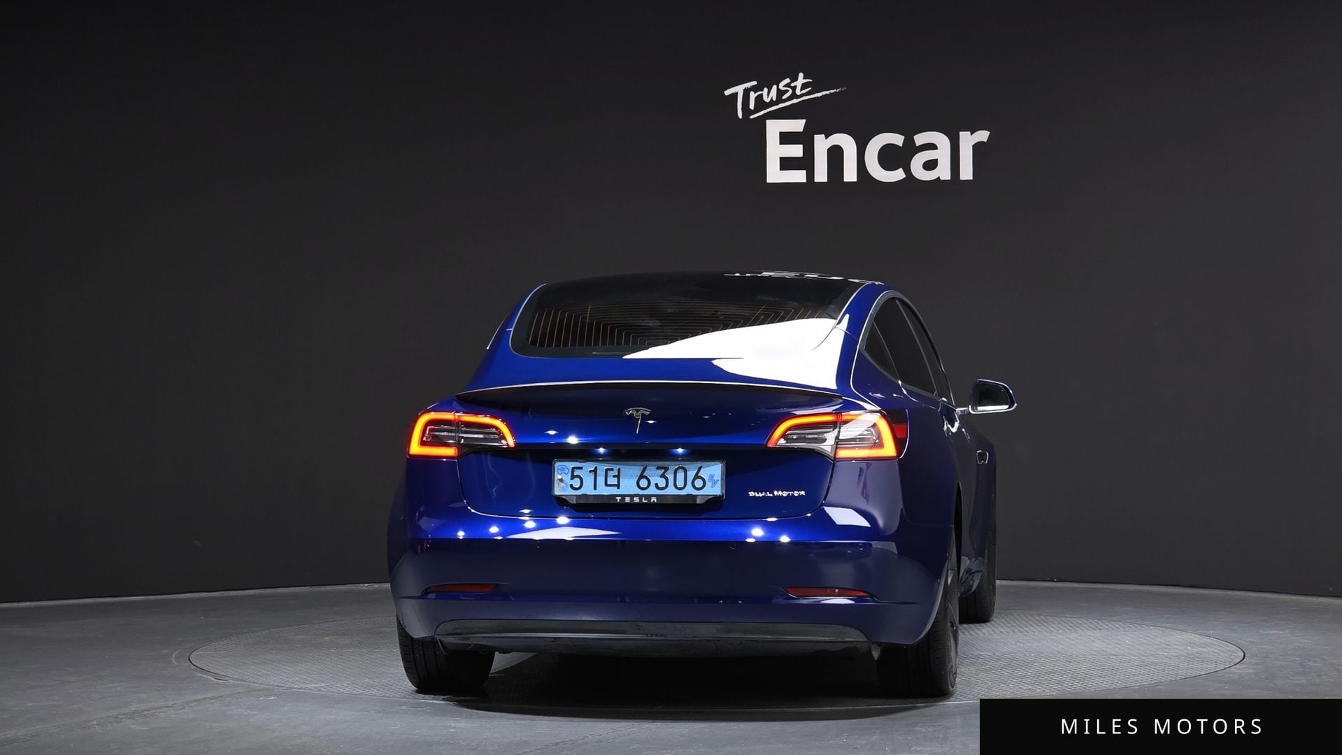 Tesla Model 3 2020 — миниатюра 4