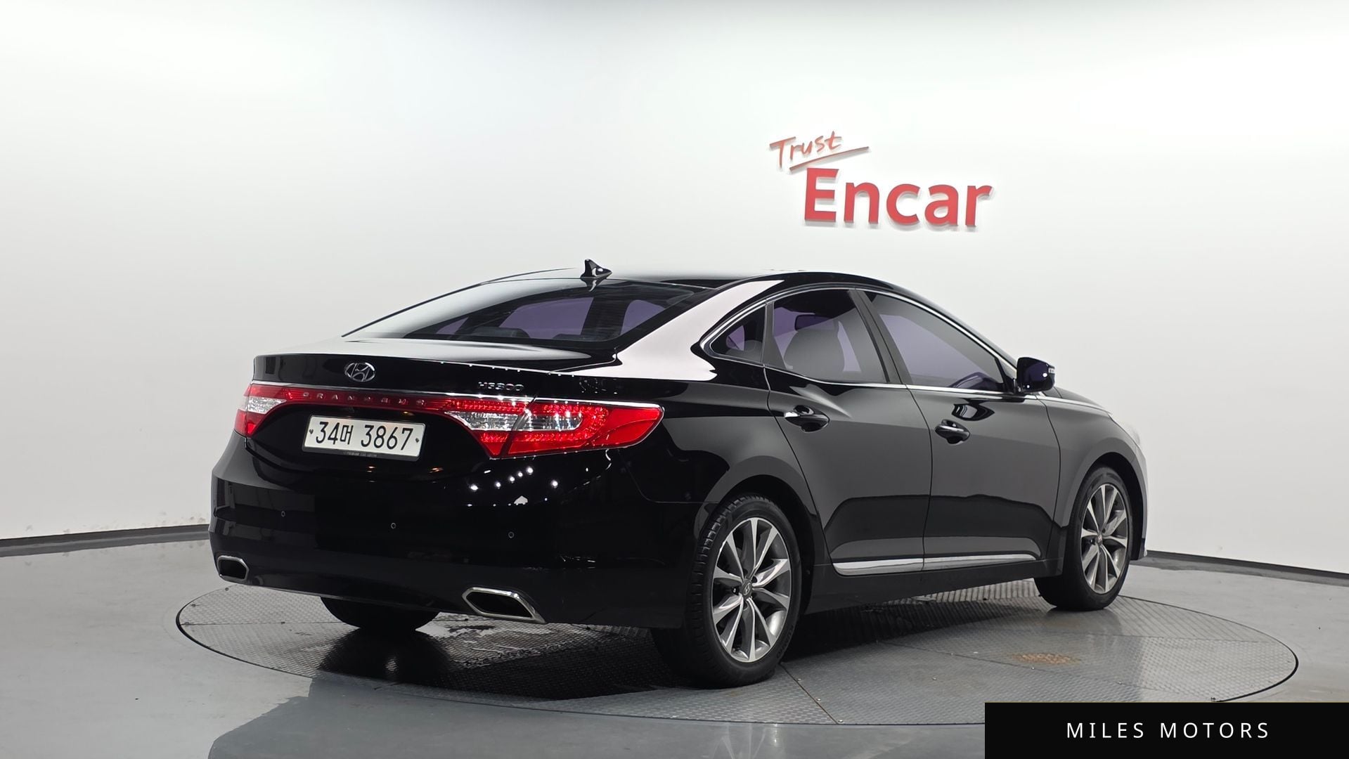 Hyundai Grandeur 2015 — миниатюра 2