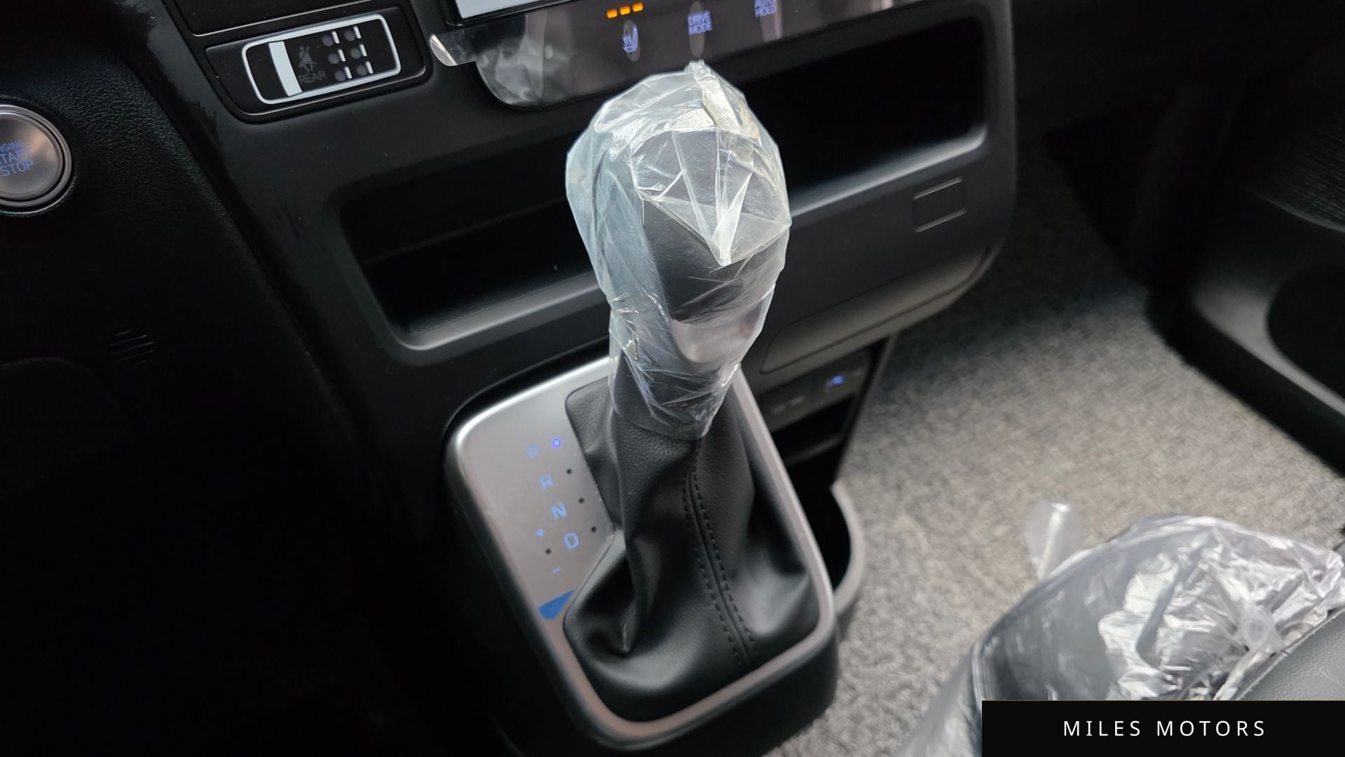 Hyundai Staria 2022 — миниатюра 12