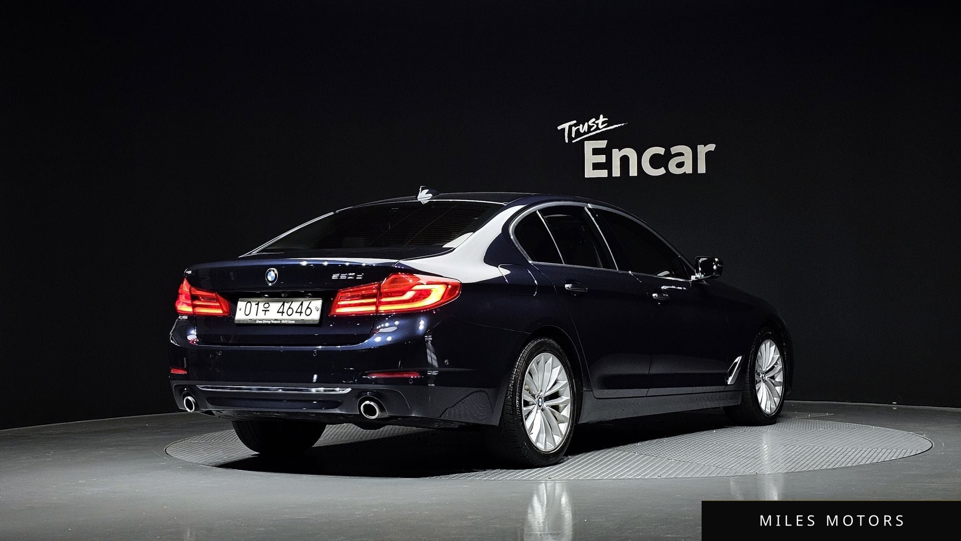 BMW 5 Series (G30) 2018 — миниатюра 2