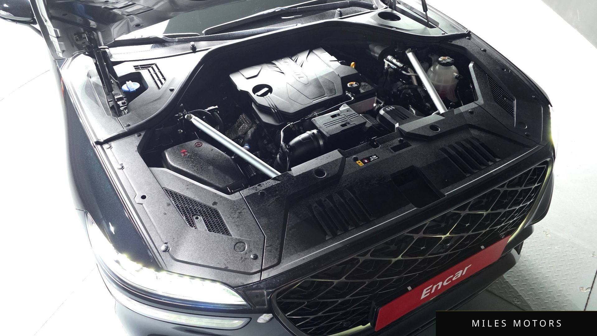 Genesis GV70 2025 — миниатюра 6