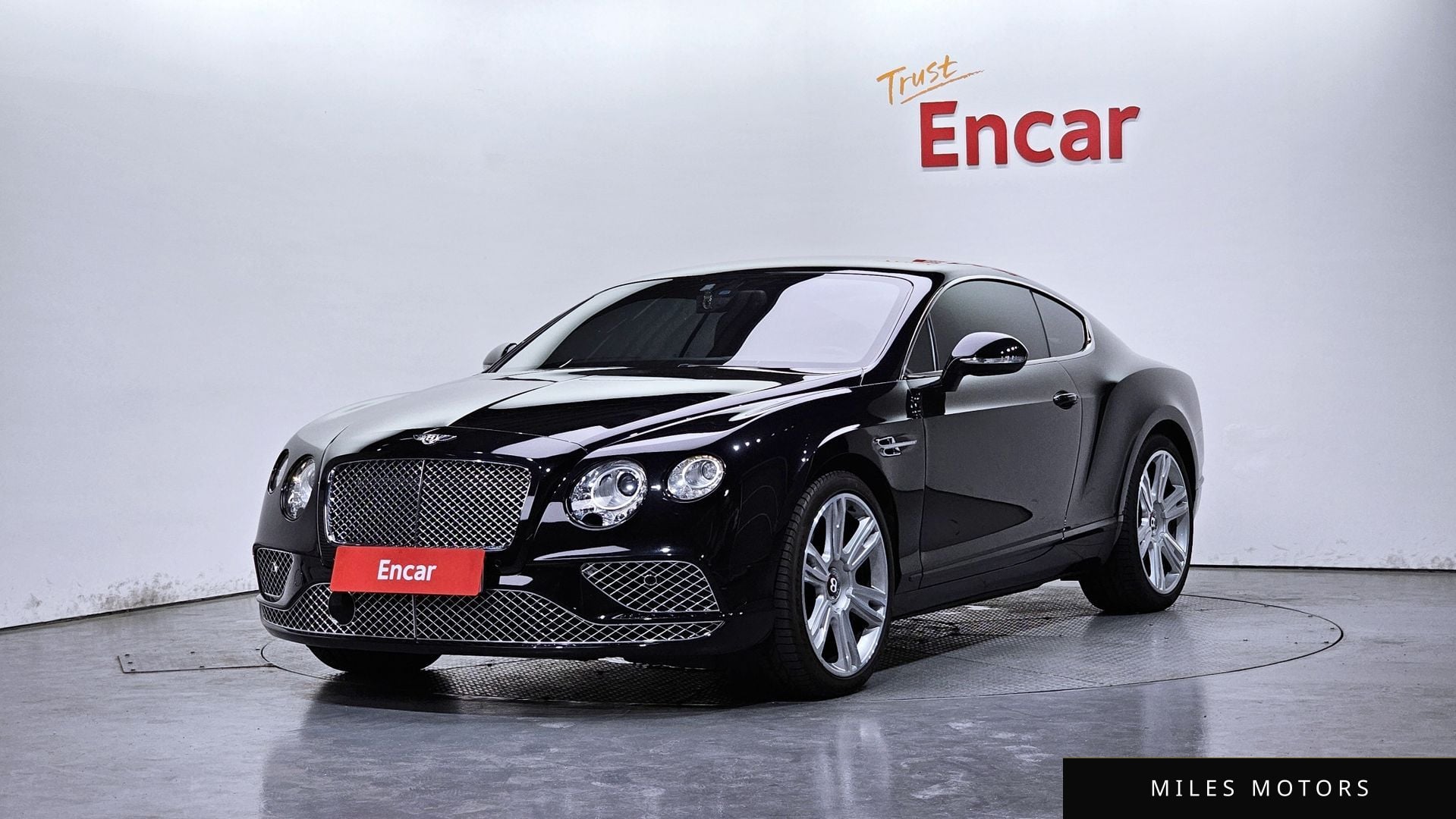 Bentley Continental GT 2016 — фото 1 из 12