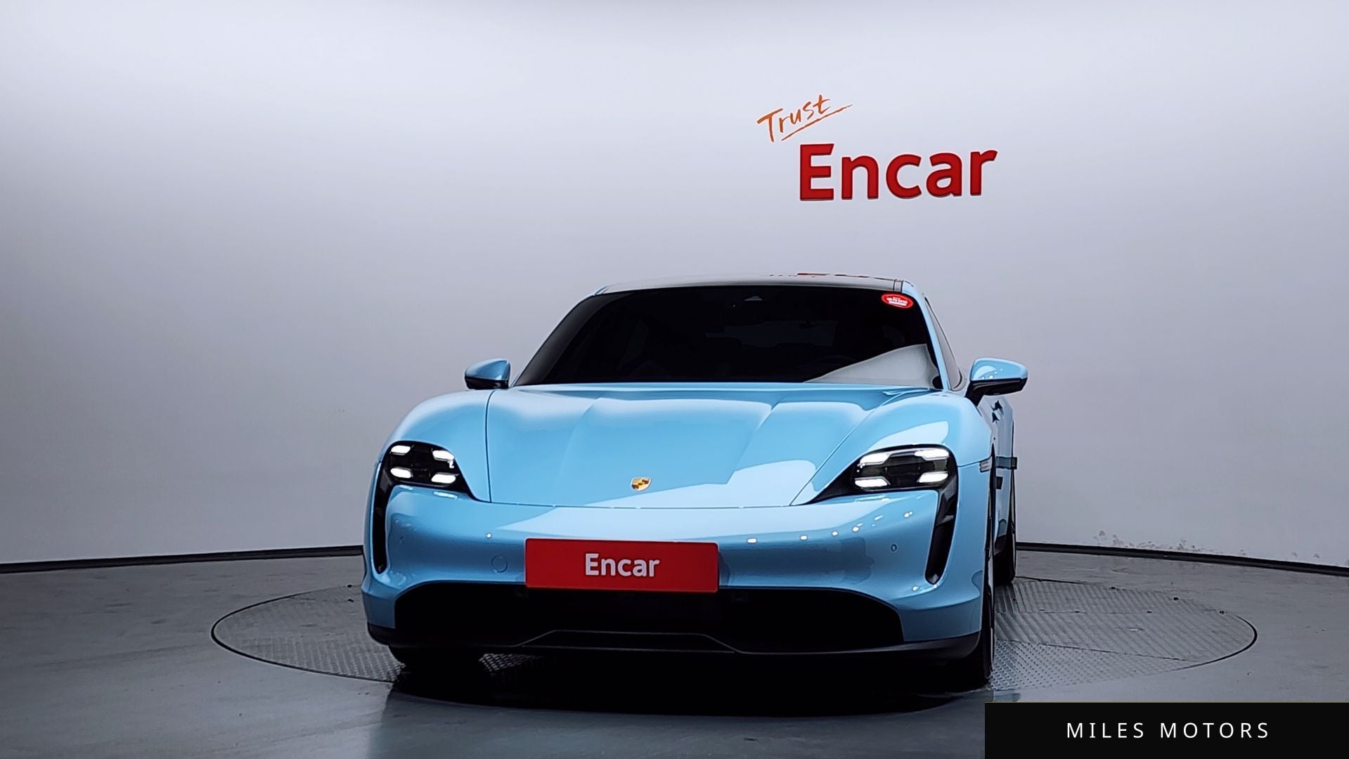 Porsche Taycan 2021 — миниатюра 3