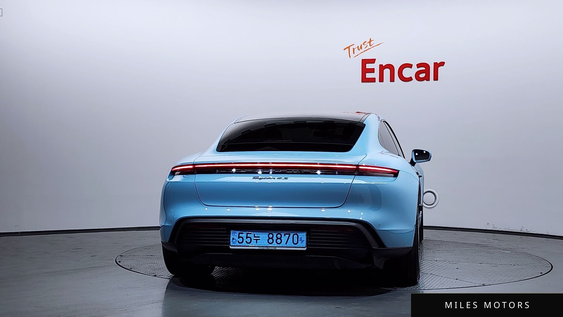 Porsche Taycan 2021 — миниатюра 4