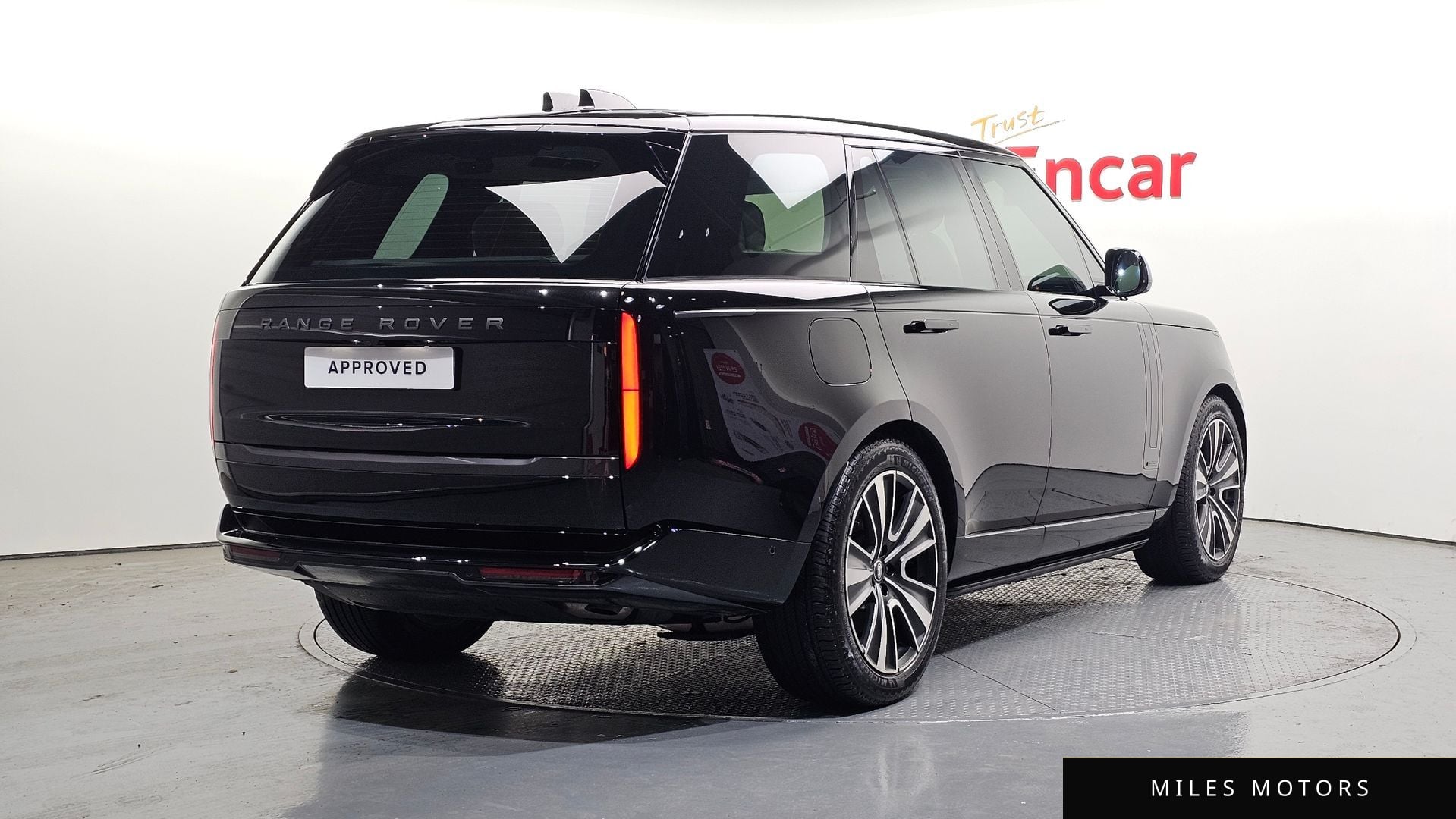 Land Rover Range Rover 2025 — миниатюра 2