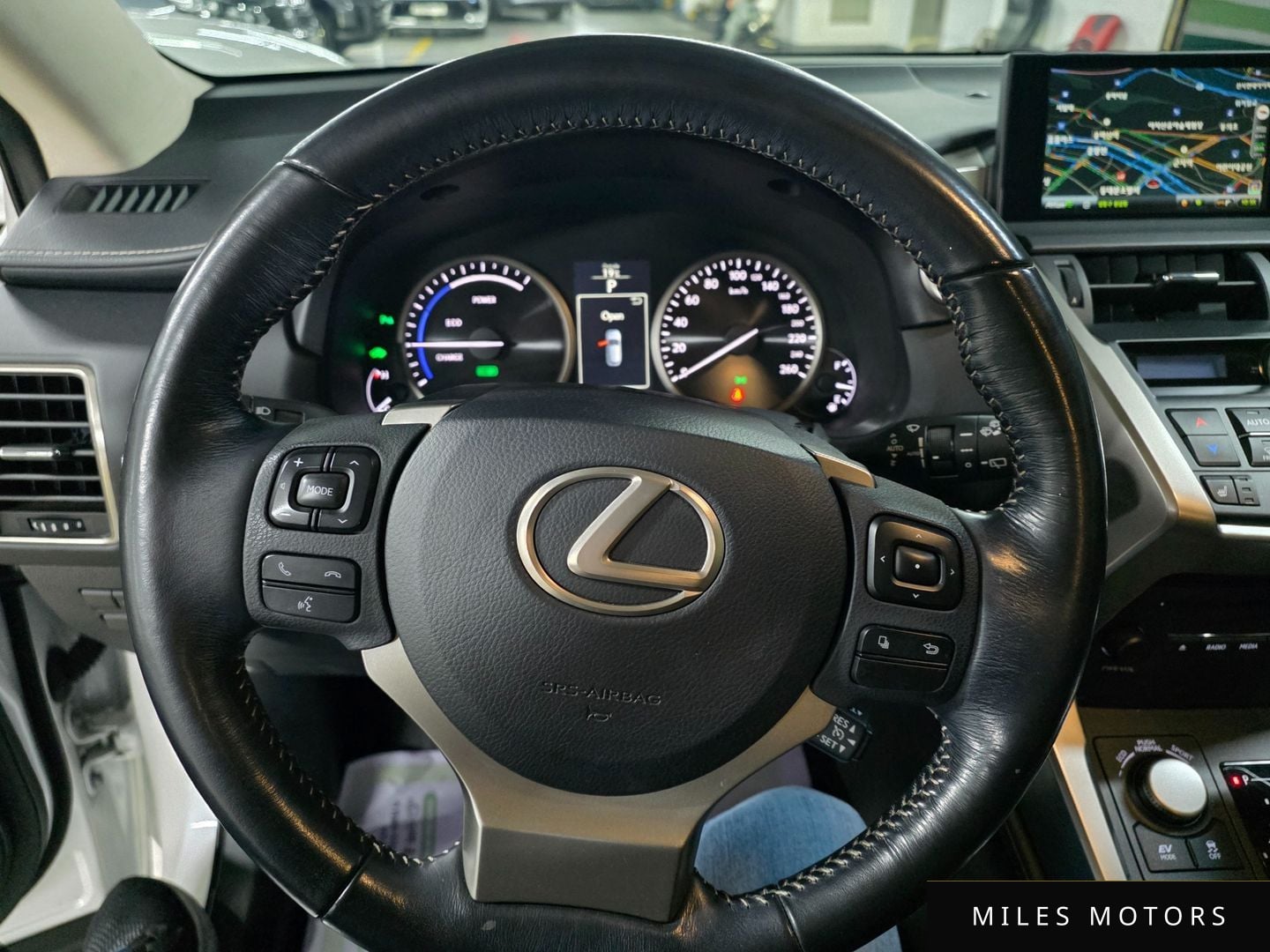 Лексус NX300h 2015 — миниатюра 9