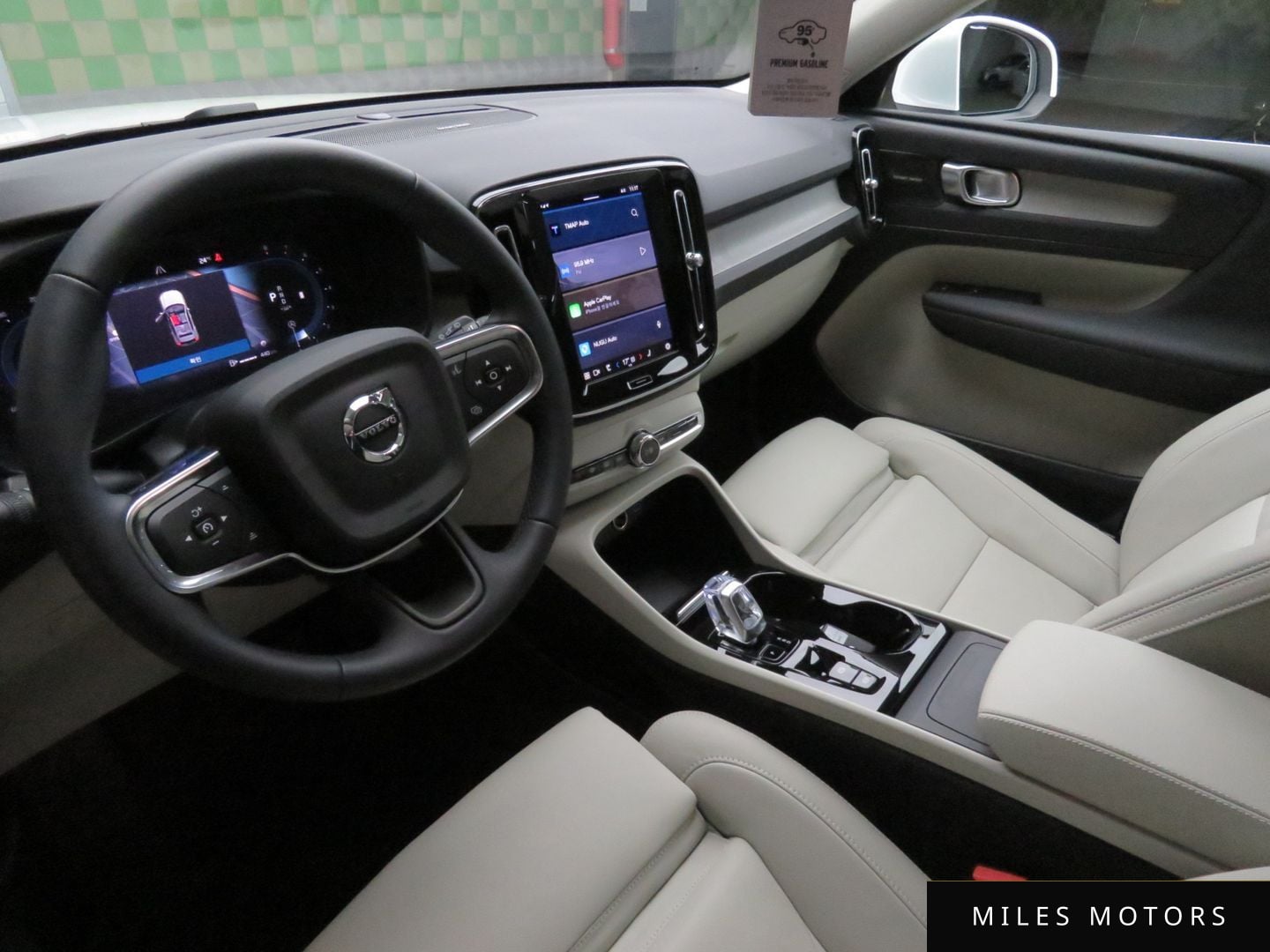 Volvo XC40 2026 — миниатюра 10