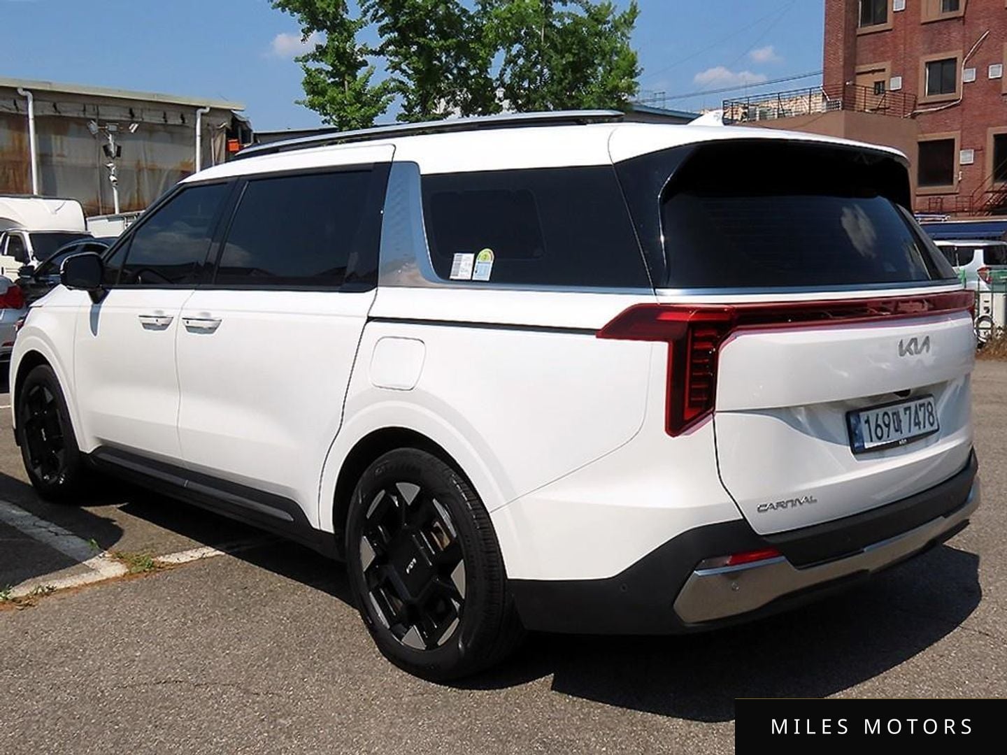 Kia Canival 2025 — миниатюра 3