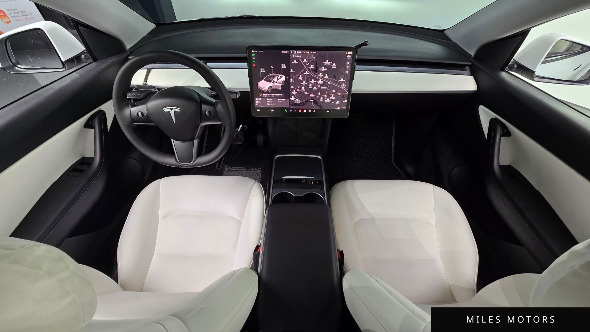 Tesla Model Y 2021 — миниатюра 10