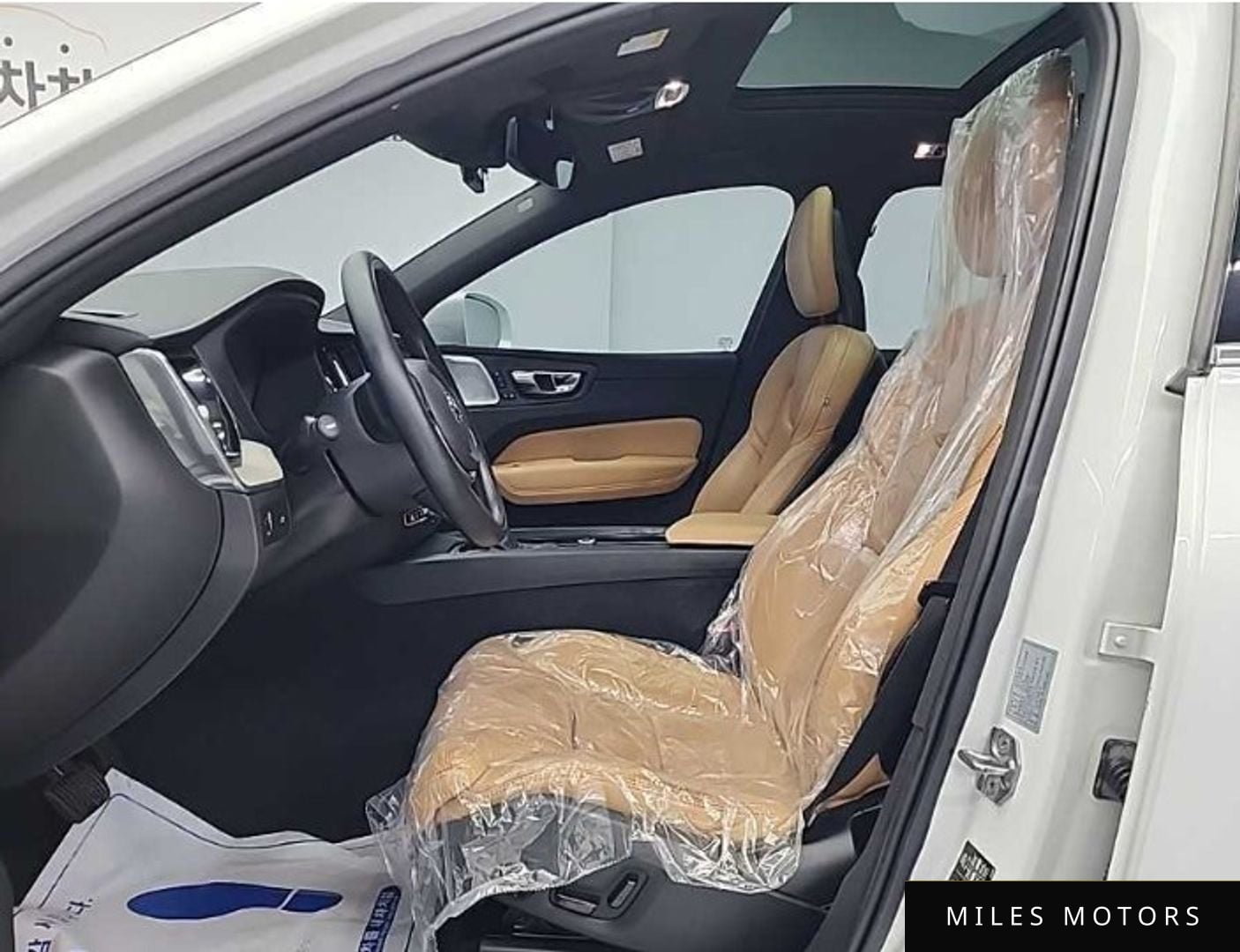 Volvo XC60 2018 — миниатюра 11
