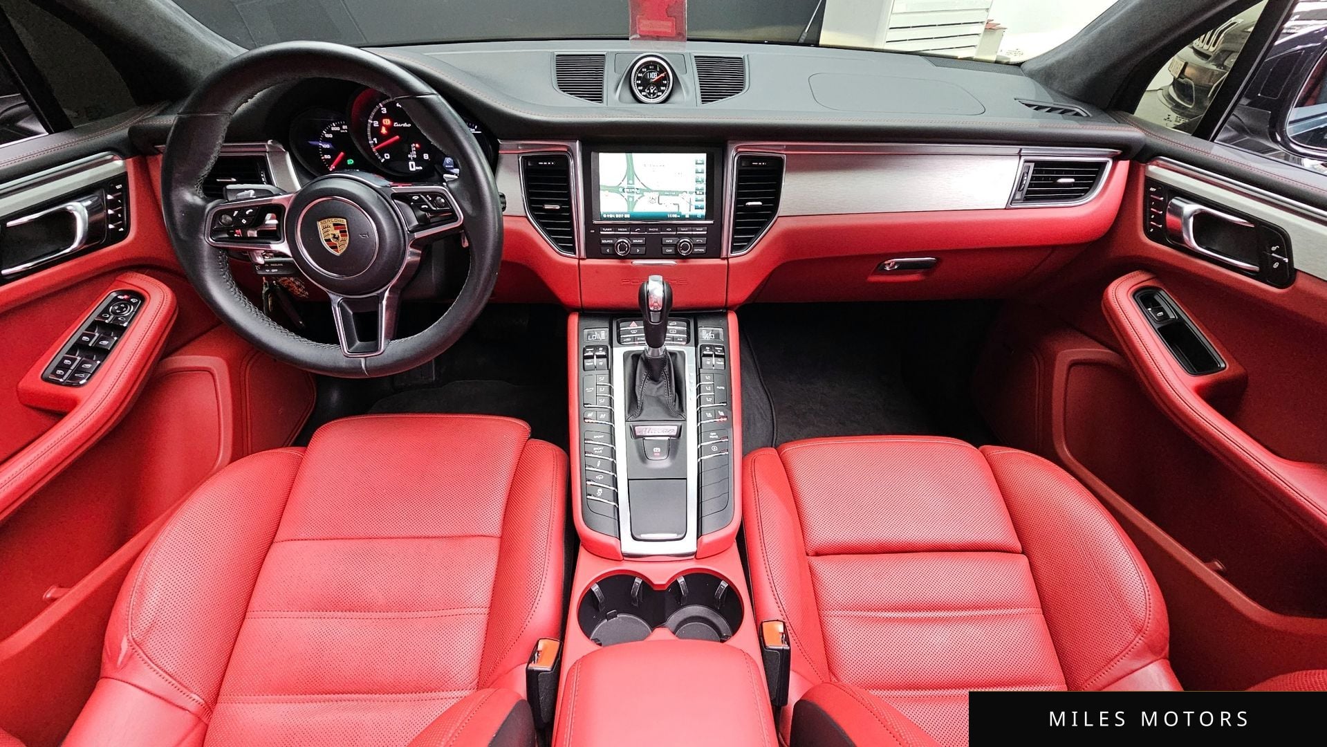 Porsche Macan 2016 — миниатюра 7