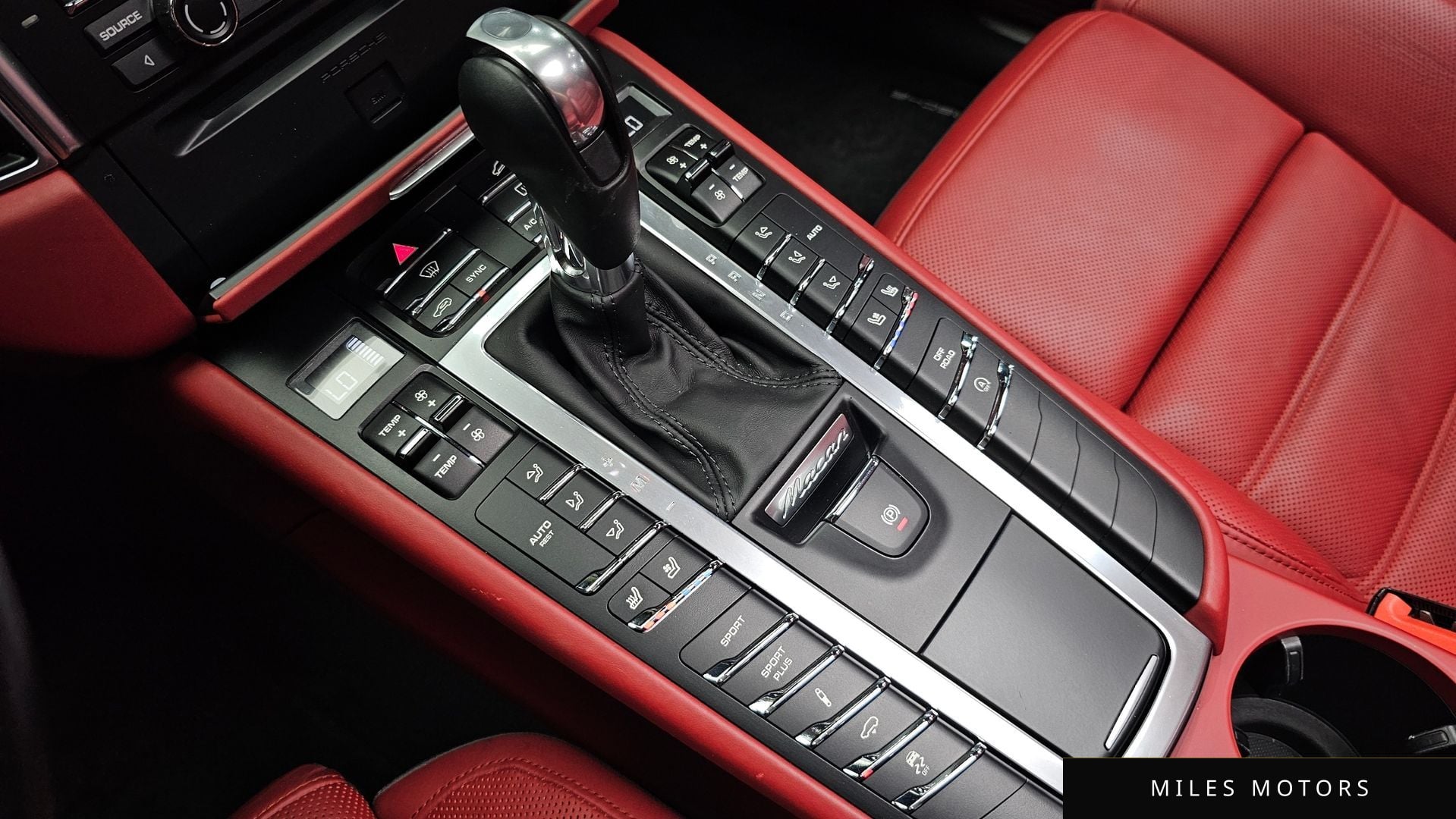 Porsche Macan 2016 — миниатюра 9