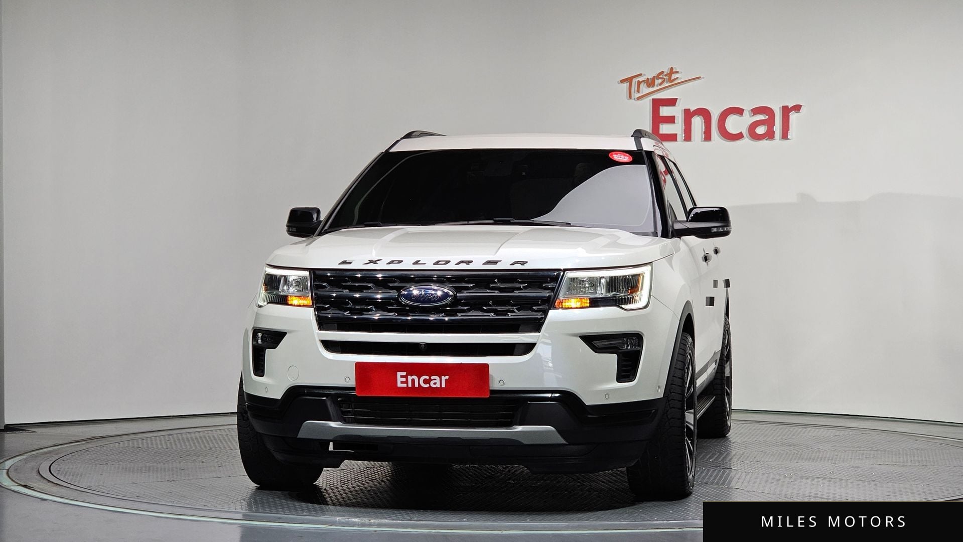 Ford Explorer 2019 — миниатюра 3