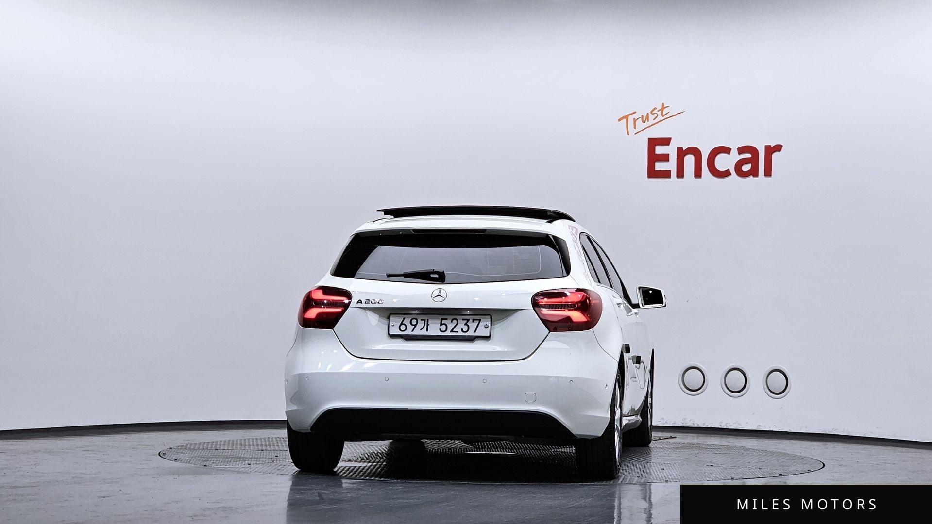 Mercedes-Benz A-Class W176 2017 — миниатюра 4