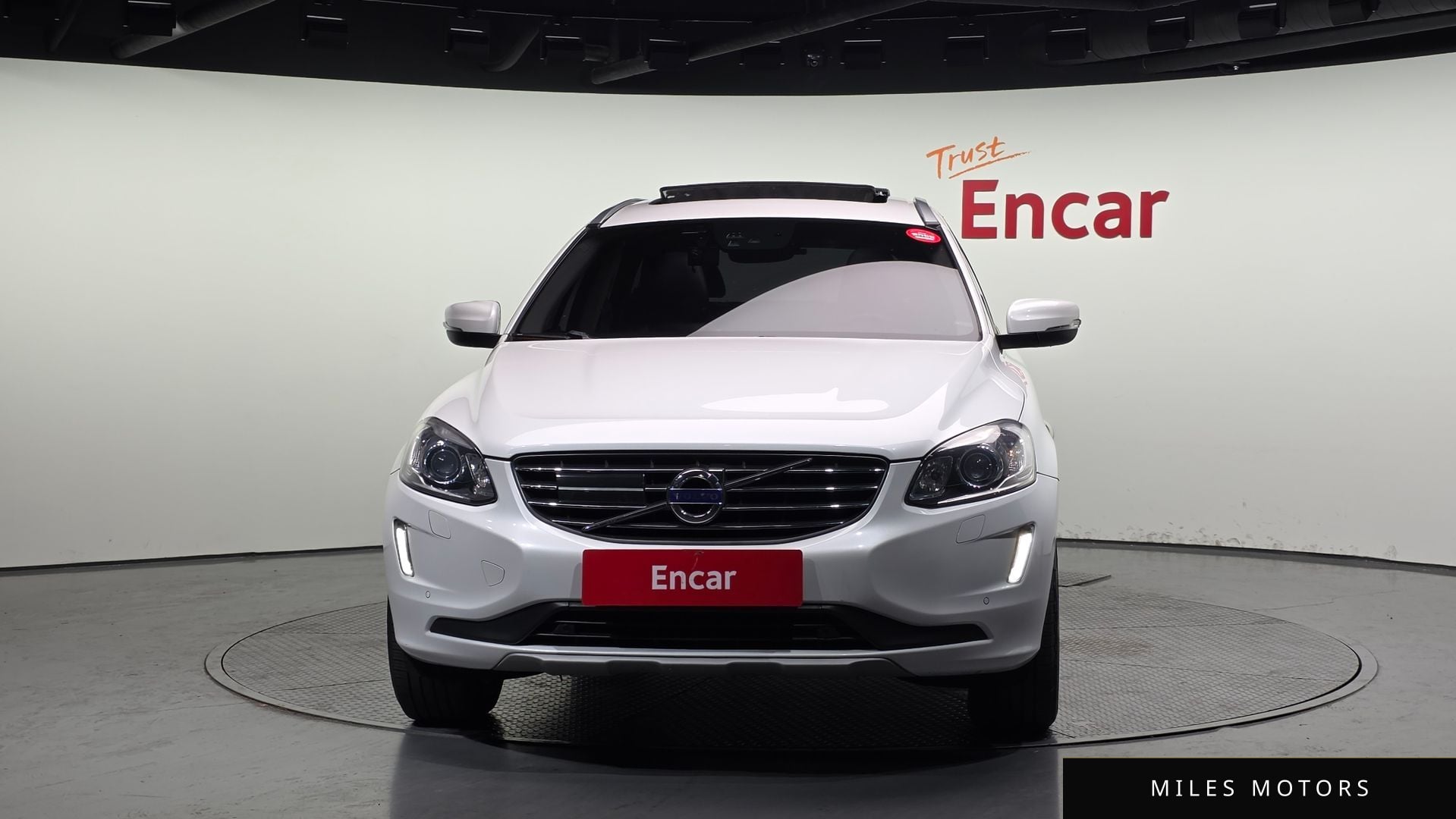 Volvo XC60 2017 — миниатюра 3