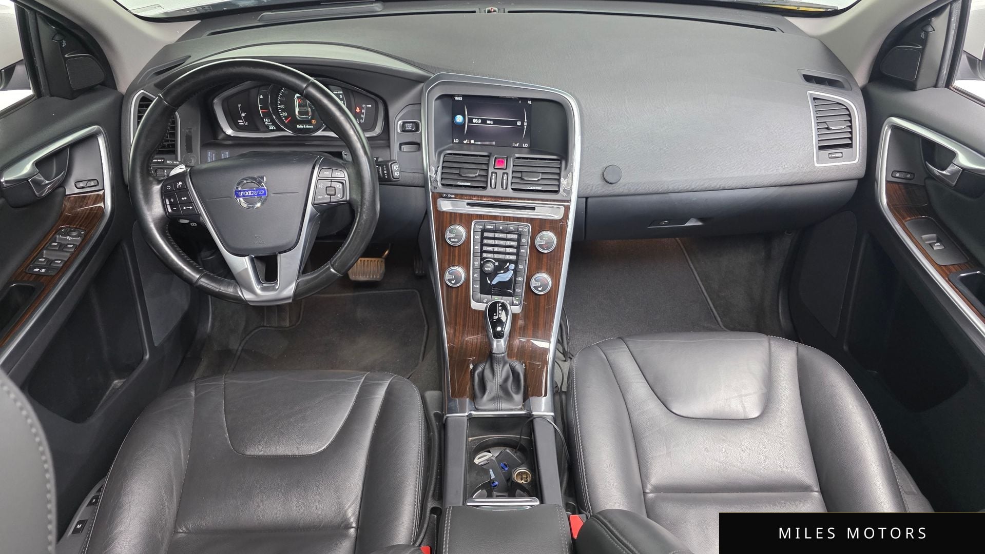 Volvo XC60 2017 — миниатюра 7