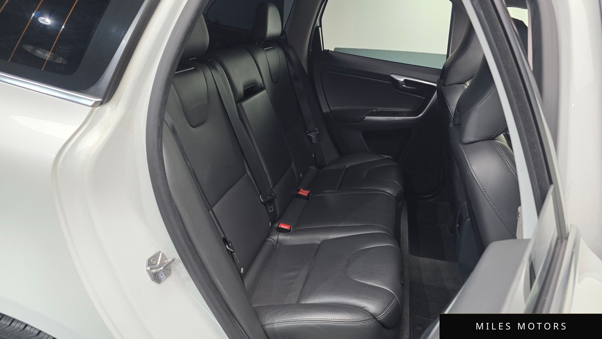 Volvo XC60 2017 — миниатюра 11