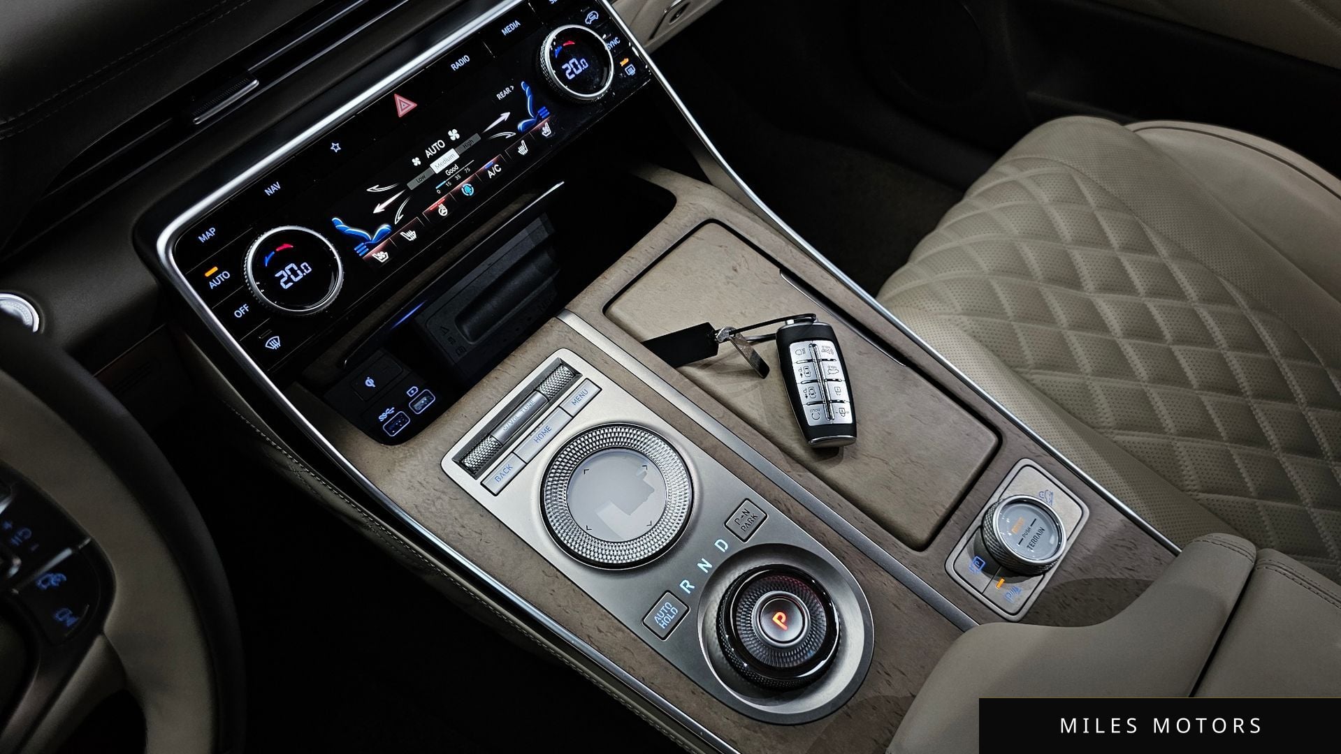 Genesis GV80 2022 — миниатюра 11