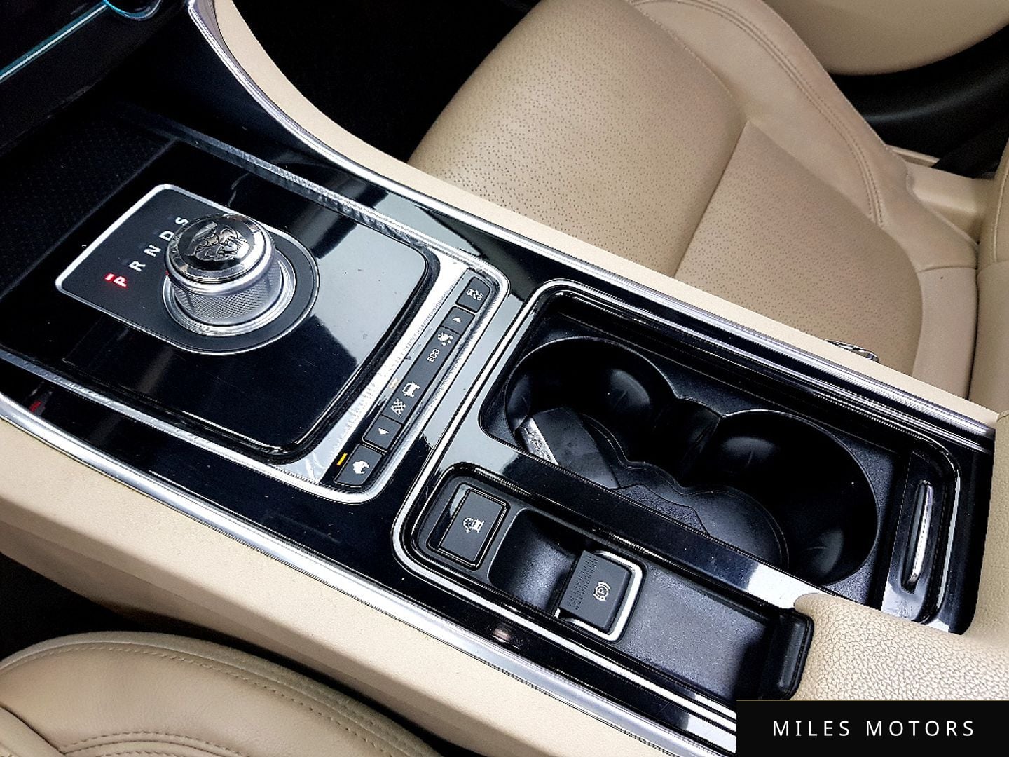 Jaguar XF (X260) 2016 — миниатюра 9