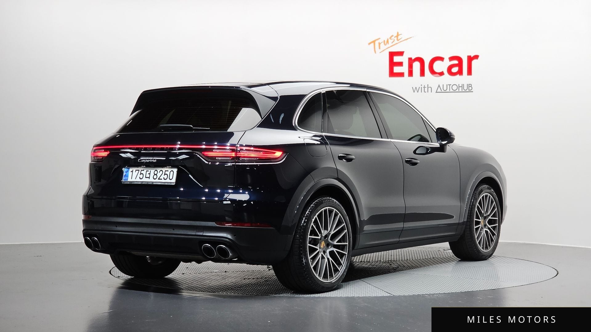 Porsche Cayenne 2020 — миниатюра 2