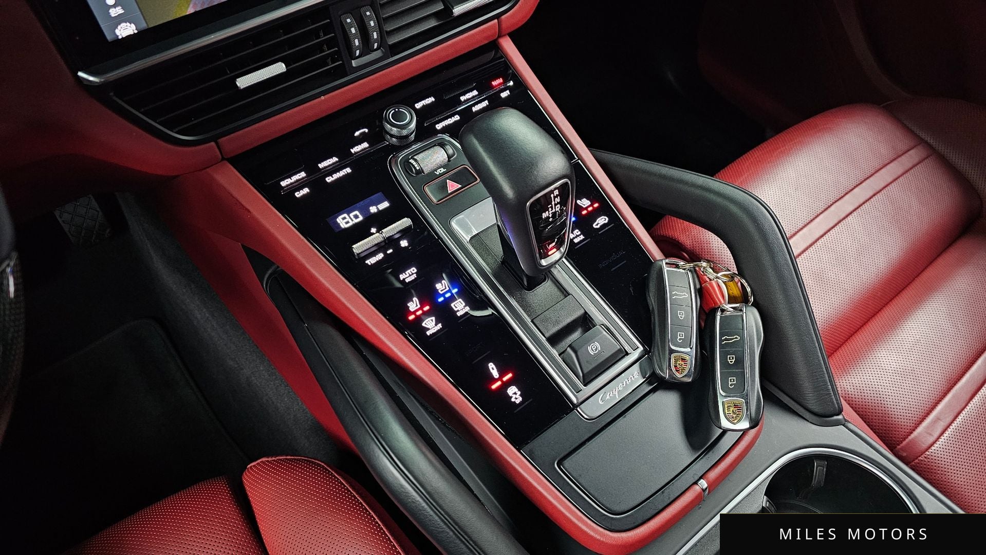 Porsche Cayenne 2020 — миниатюра 9