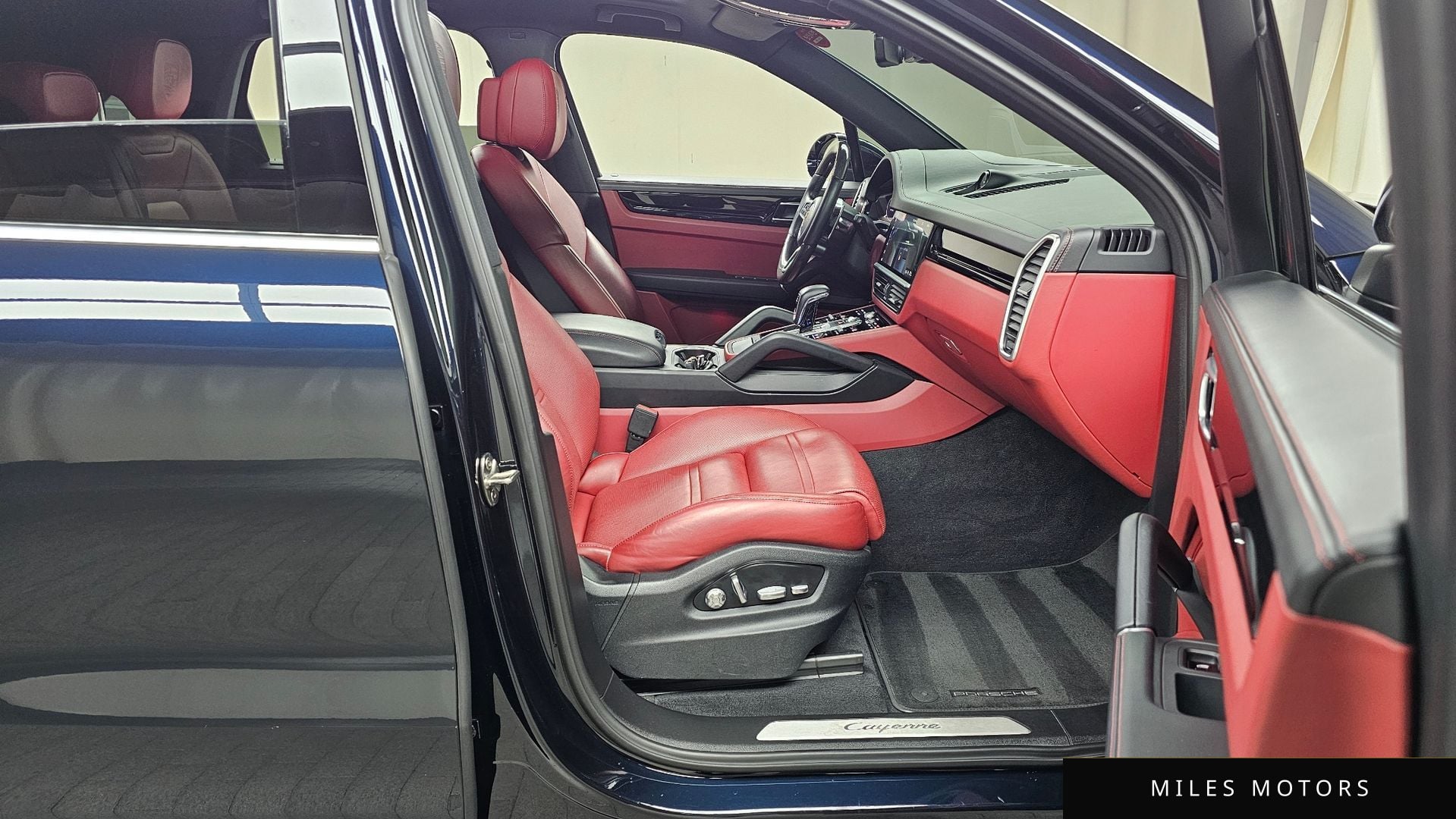 Porsche Cayenne 2020 — миниатюра 11