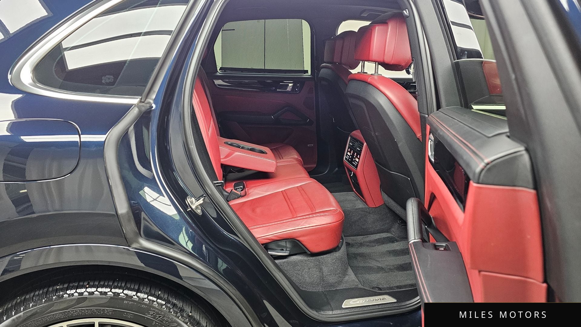 Porsche Cayenne 2020 — миниатюра 12