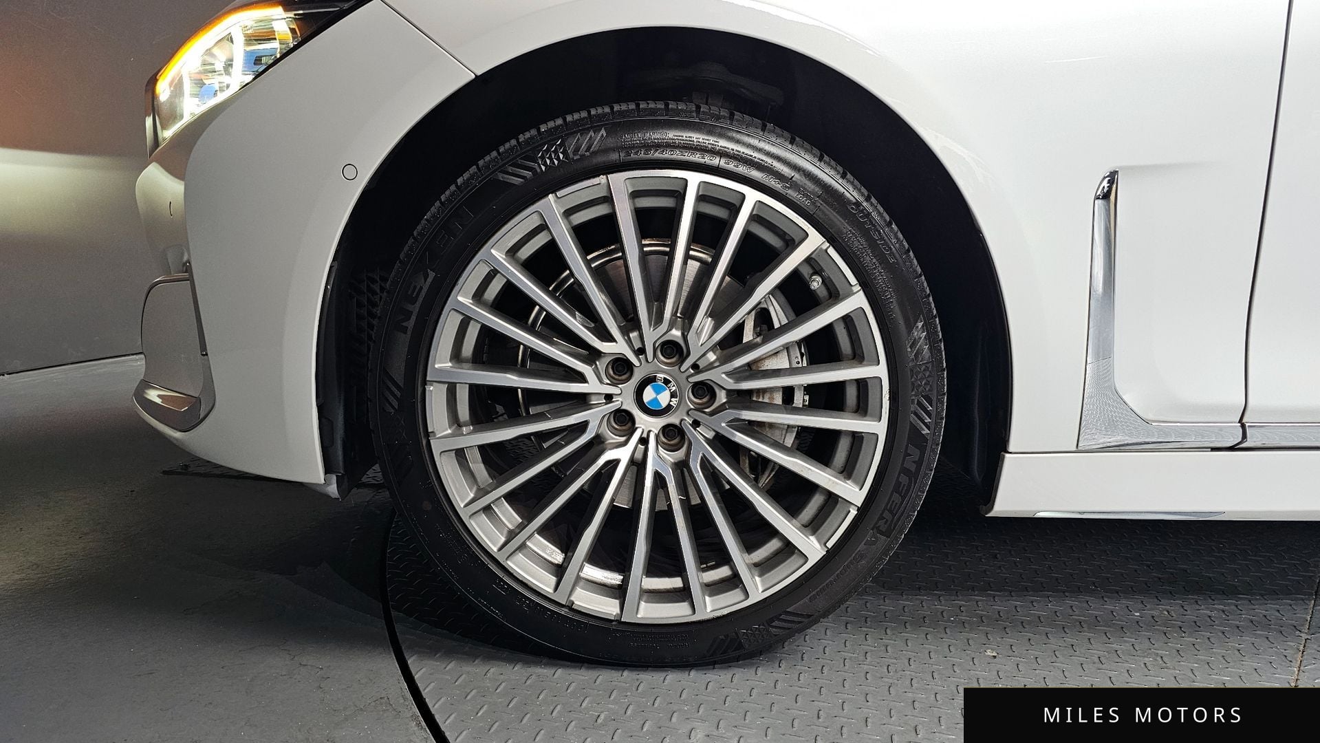 BMW 7 Series (G11) 2022 — миниатюра 4
