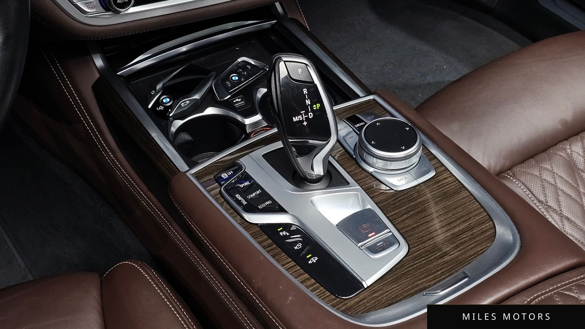 BMW 7 Series (G11) 2022 — миниатюра 11