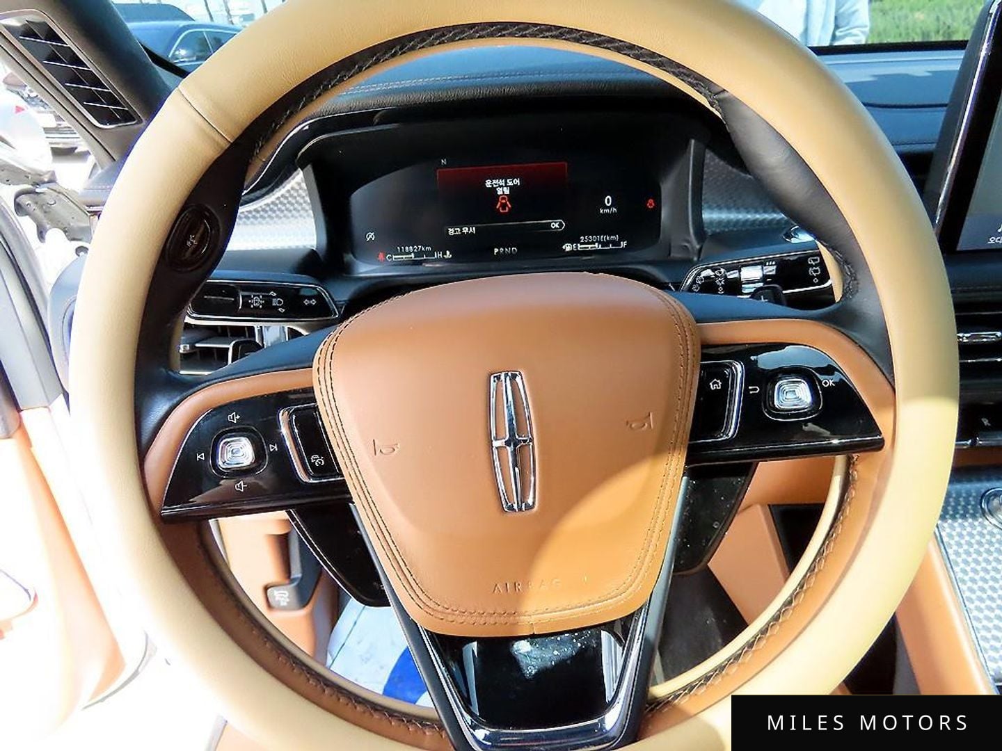 Lincoln Aviator 2020 — миниатюра 8