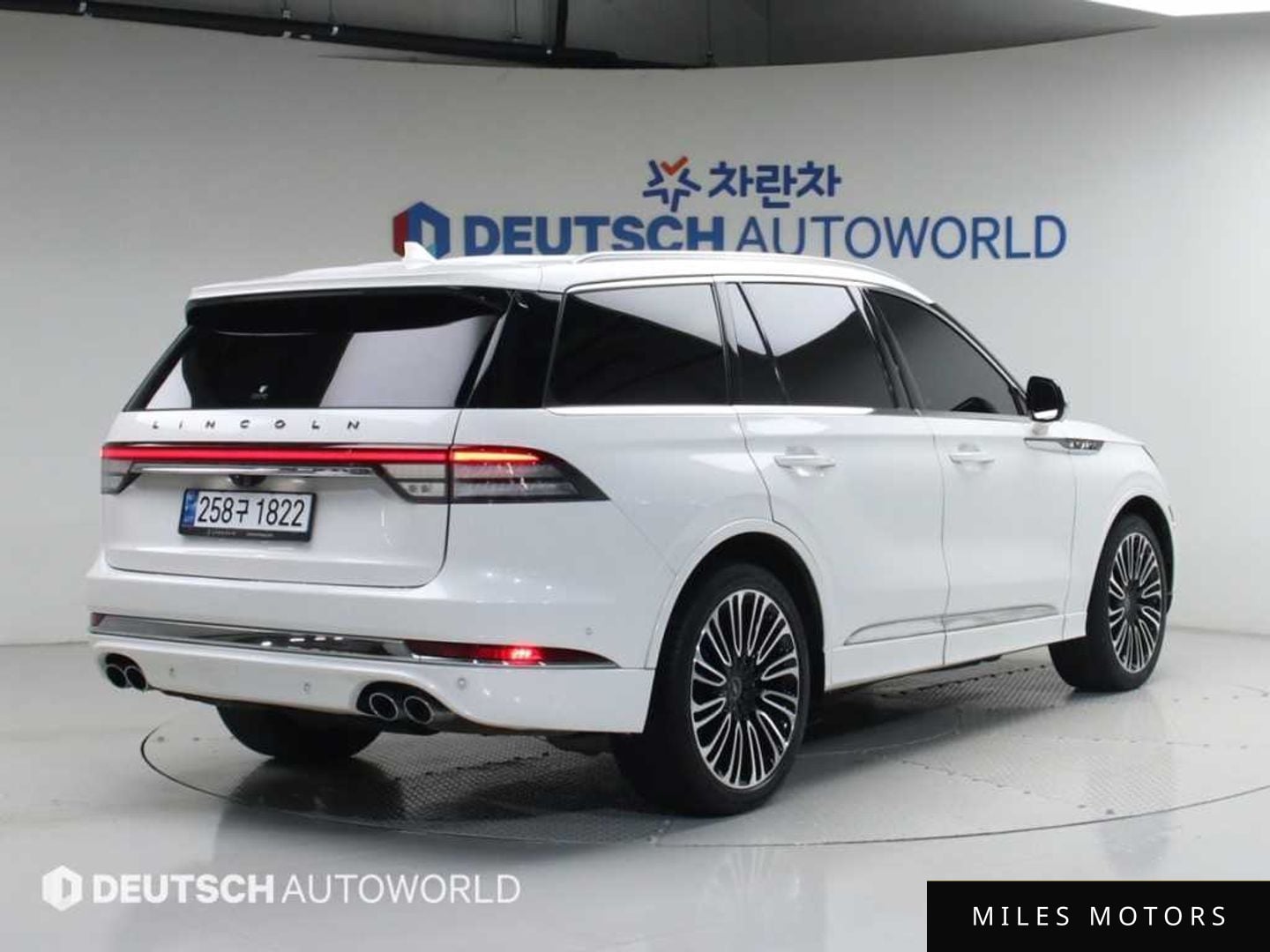 Lincoln Aviator 2021 — миниатюра 2