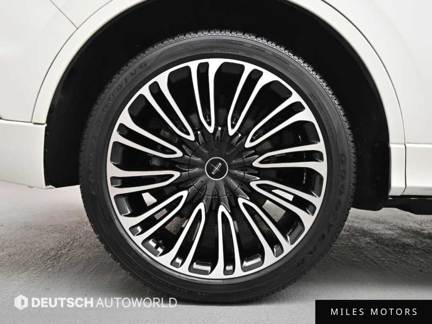 Lincoln Aviator 2021 — миниатюра 5