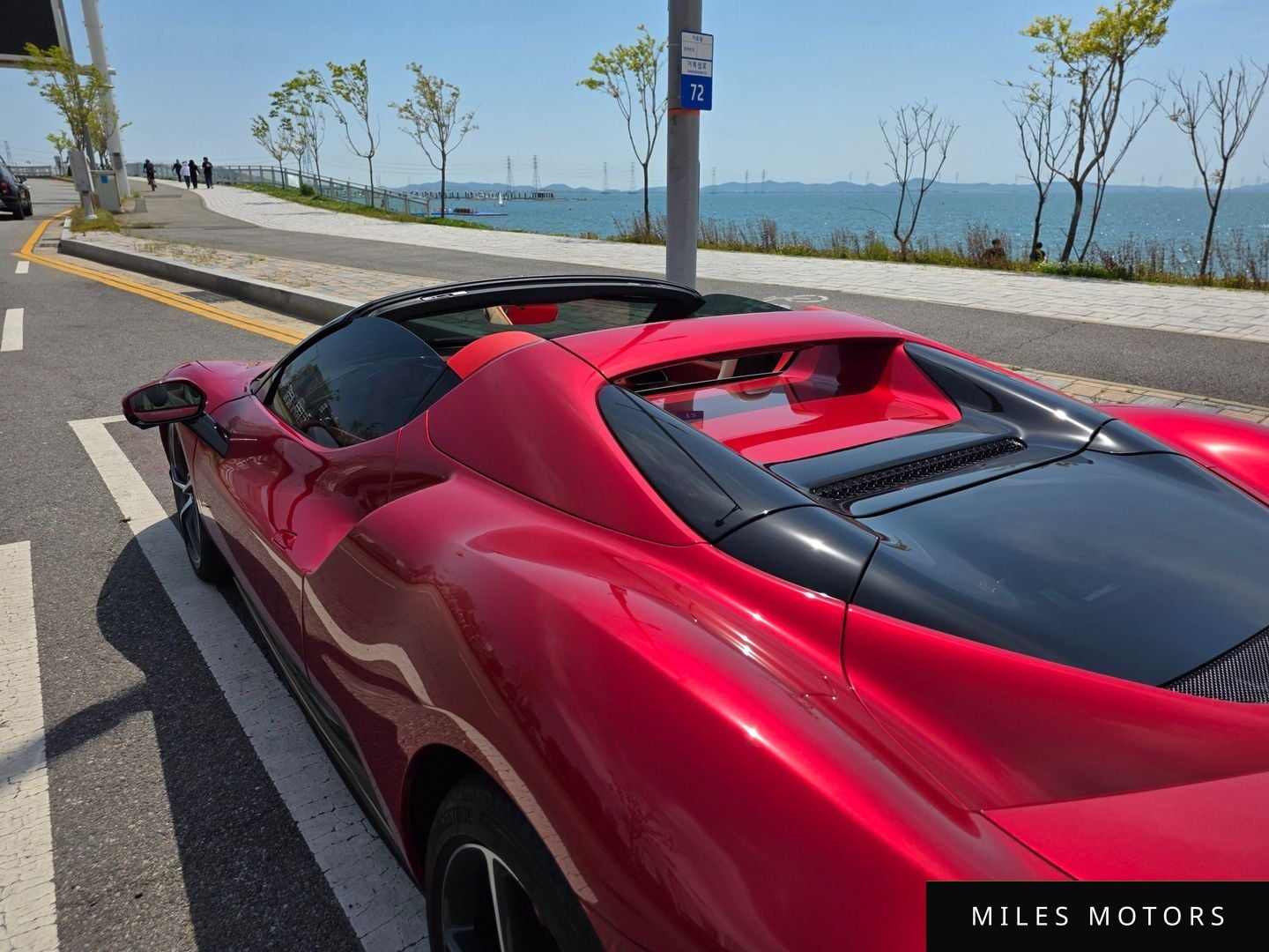 Ferrari 296 GTS 2024 — миниатюра 11