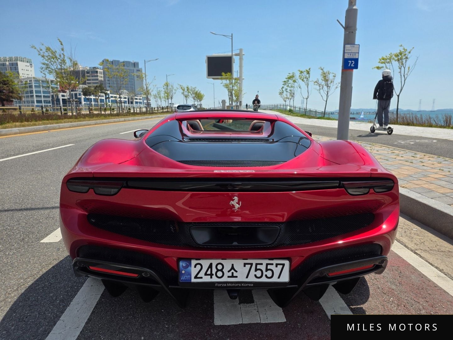 Ferrari 296 GTS 2024 — миниатюра 12