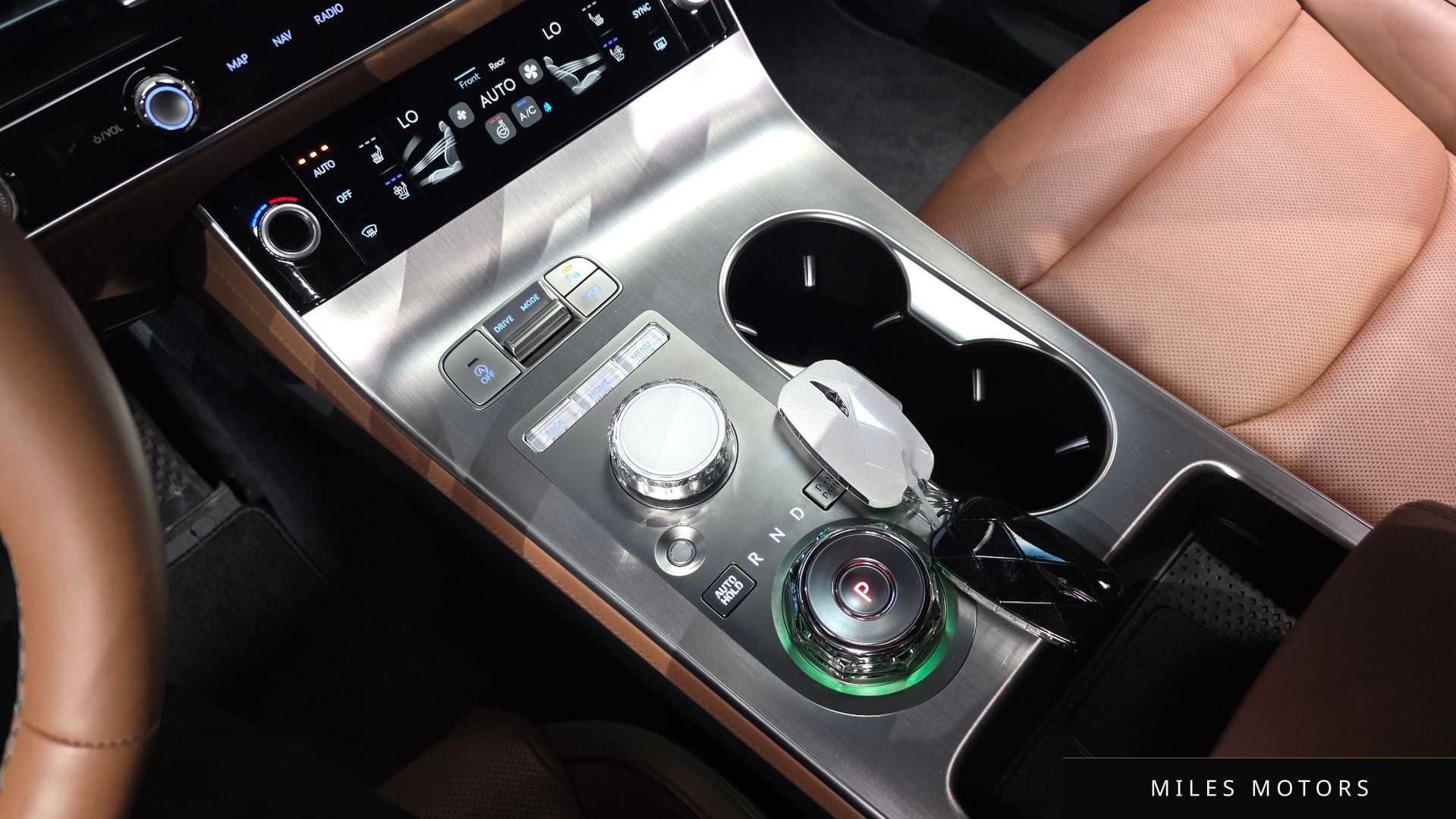Genesis GV70 2025 — миниатюра 12