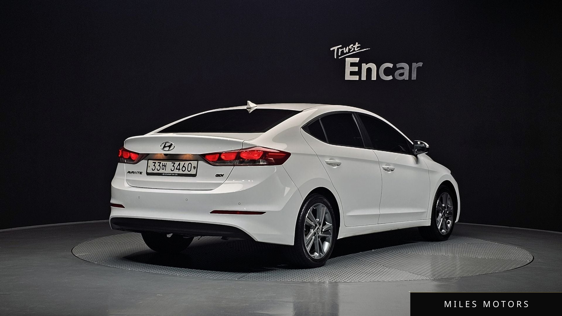 Hyundai AVANTE 2017 — миниатюра 2