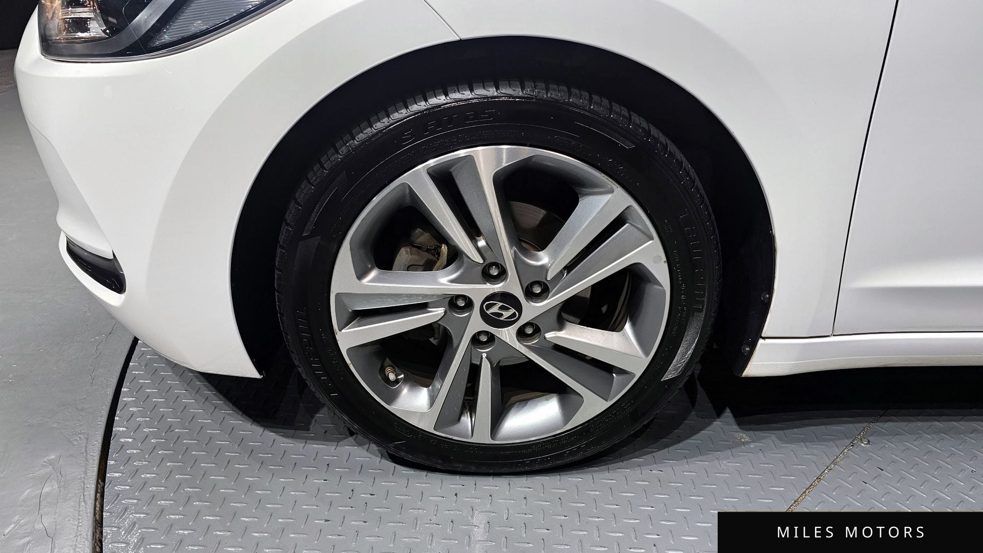 Hyundai AVANTE 2017 — миниатюра 5