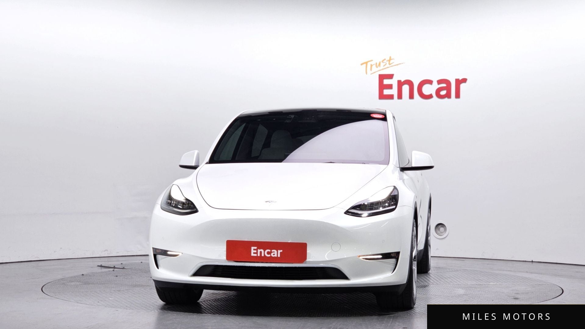 Tesla Model Y 2021 — миниатюра 3