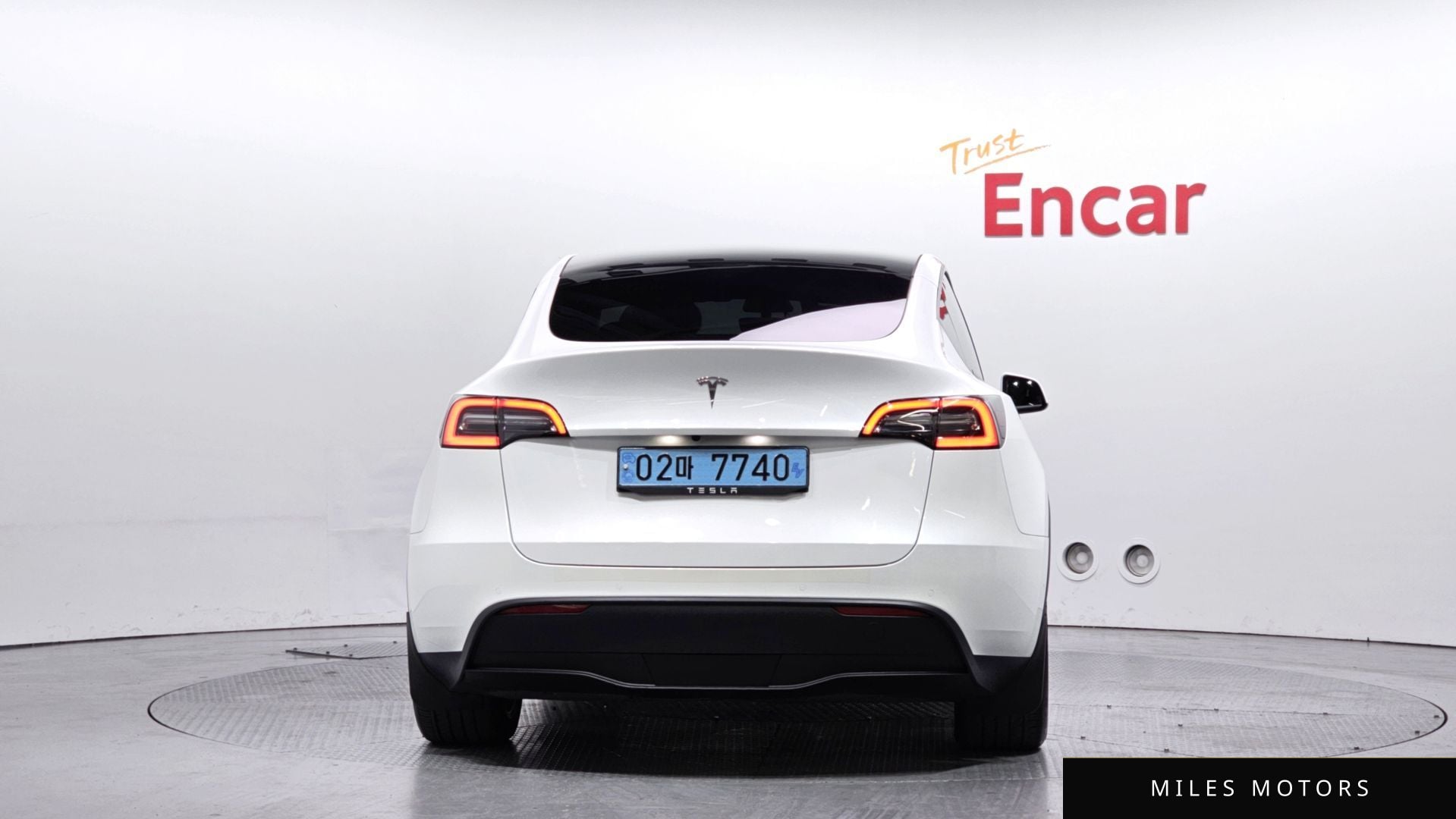 Tesla Model Y 2021 — миниатюра 4