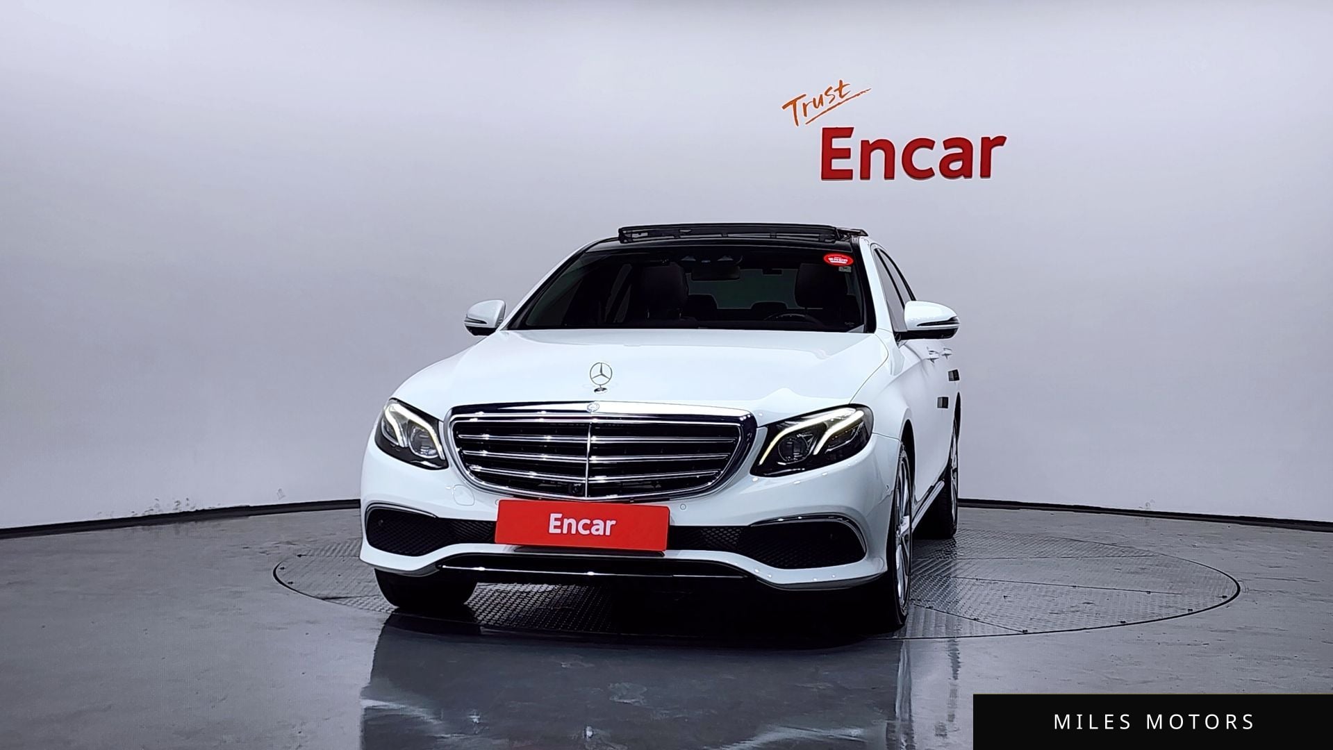 Mercedes-Benz E-Class W213 2017 — миниатюра 3