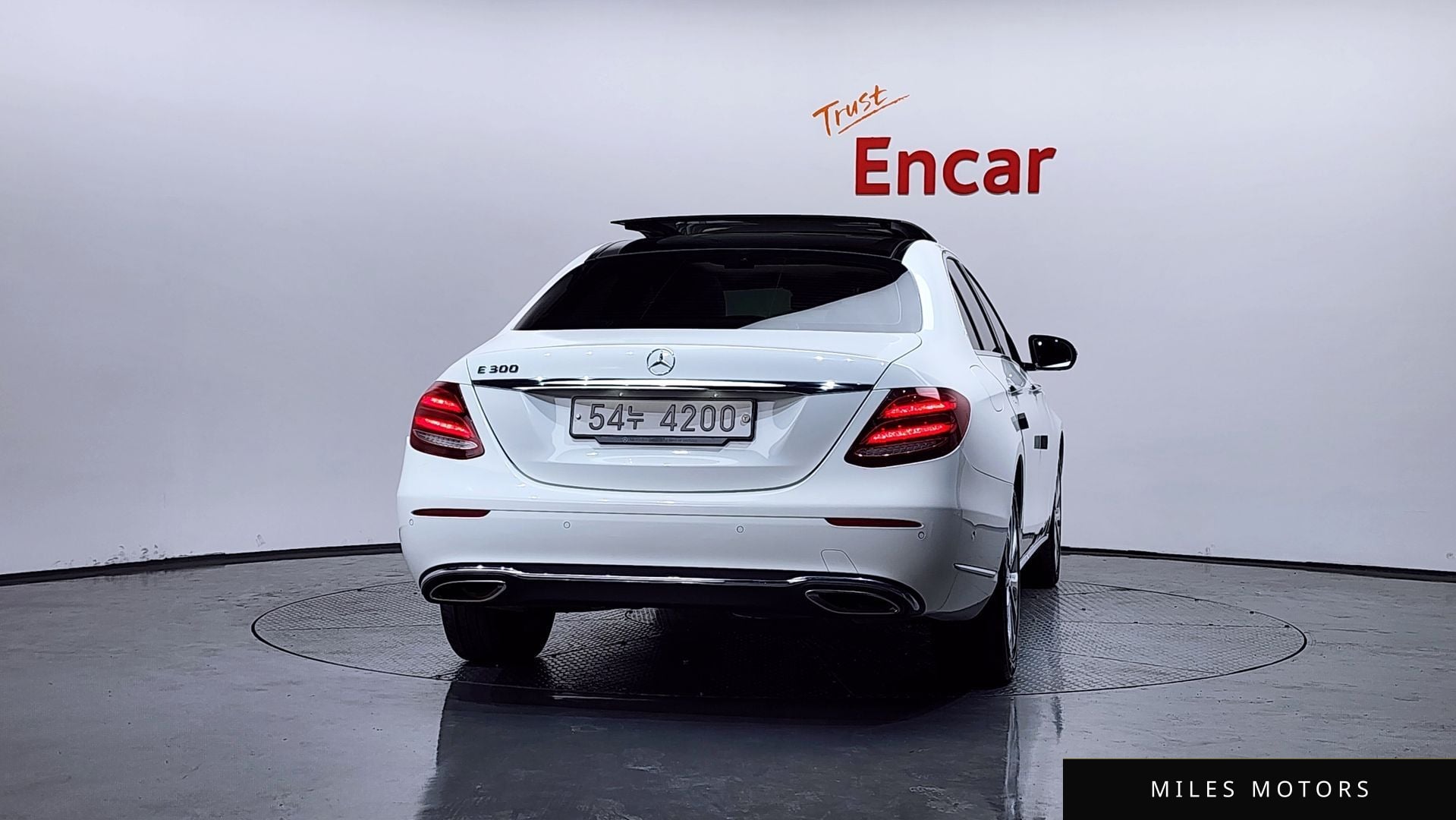 Mercedes-Benz E-Class W213 2017 — миниатюра 4