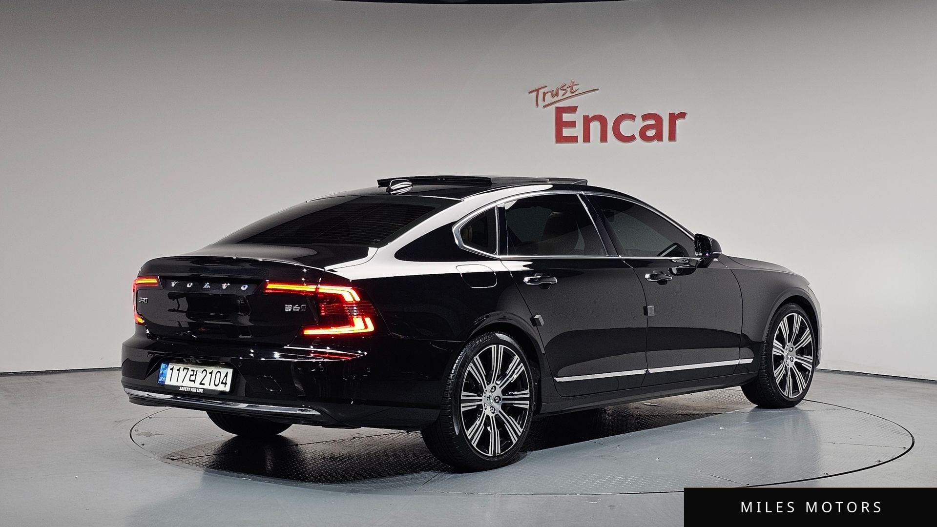 Volvo S90 2021 — миниатюра 2
