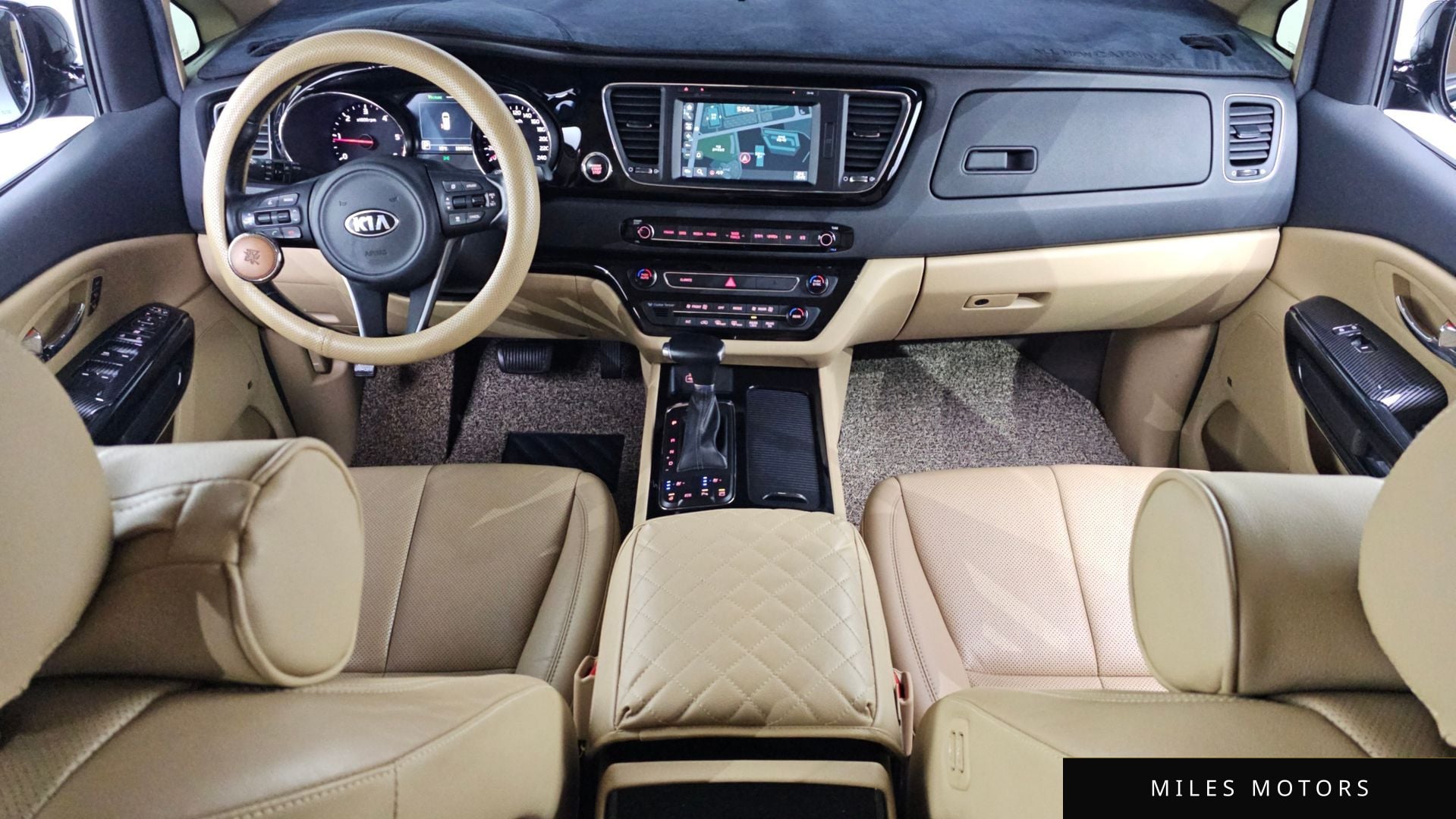Kia Canival 2017 — миниатюра 10